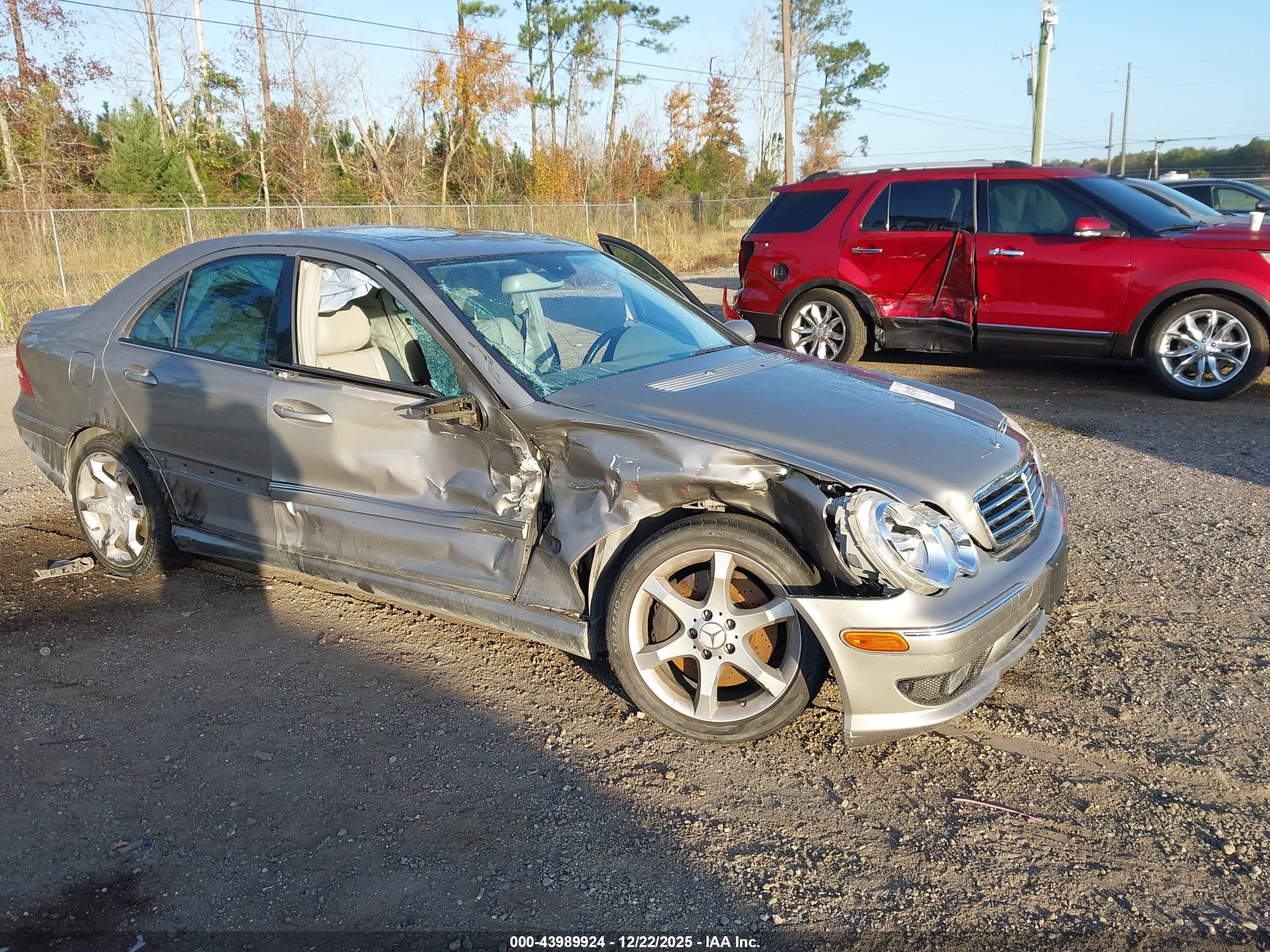 MERCEDES-BENZ C image 6