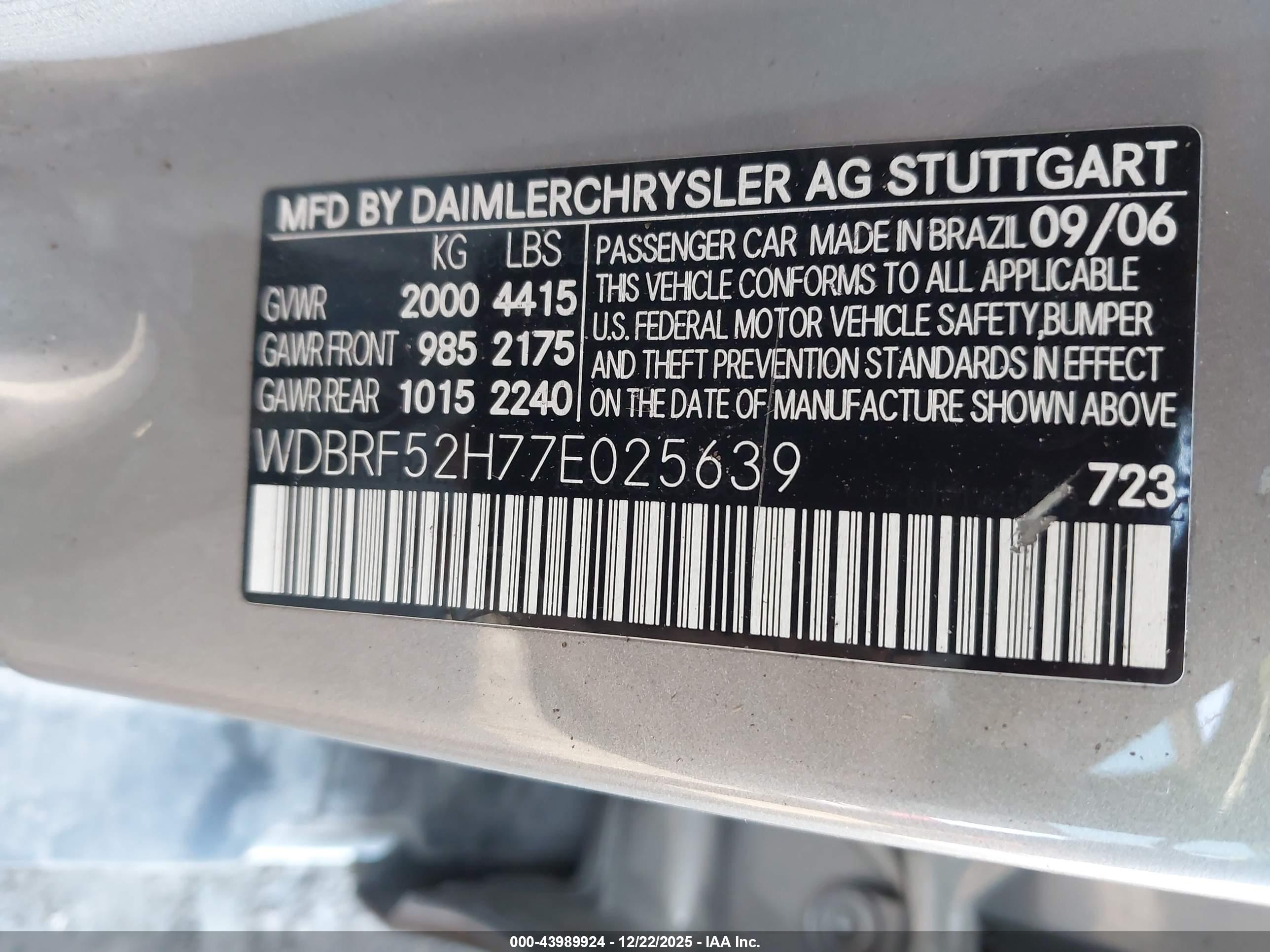 MERCEDES-BENZ C image 9