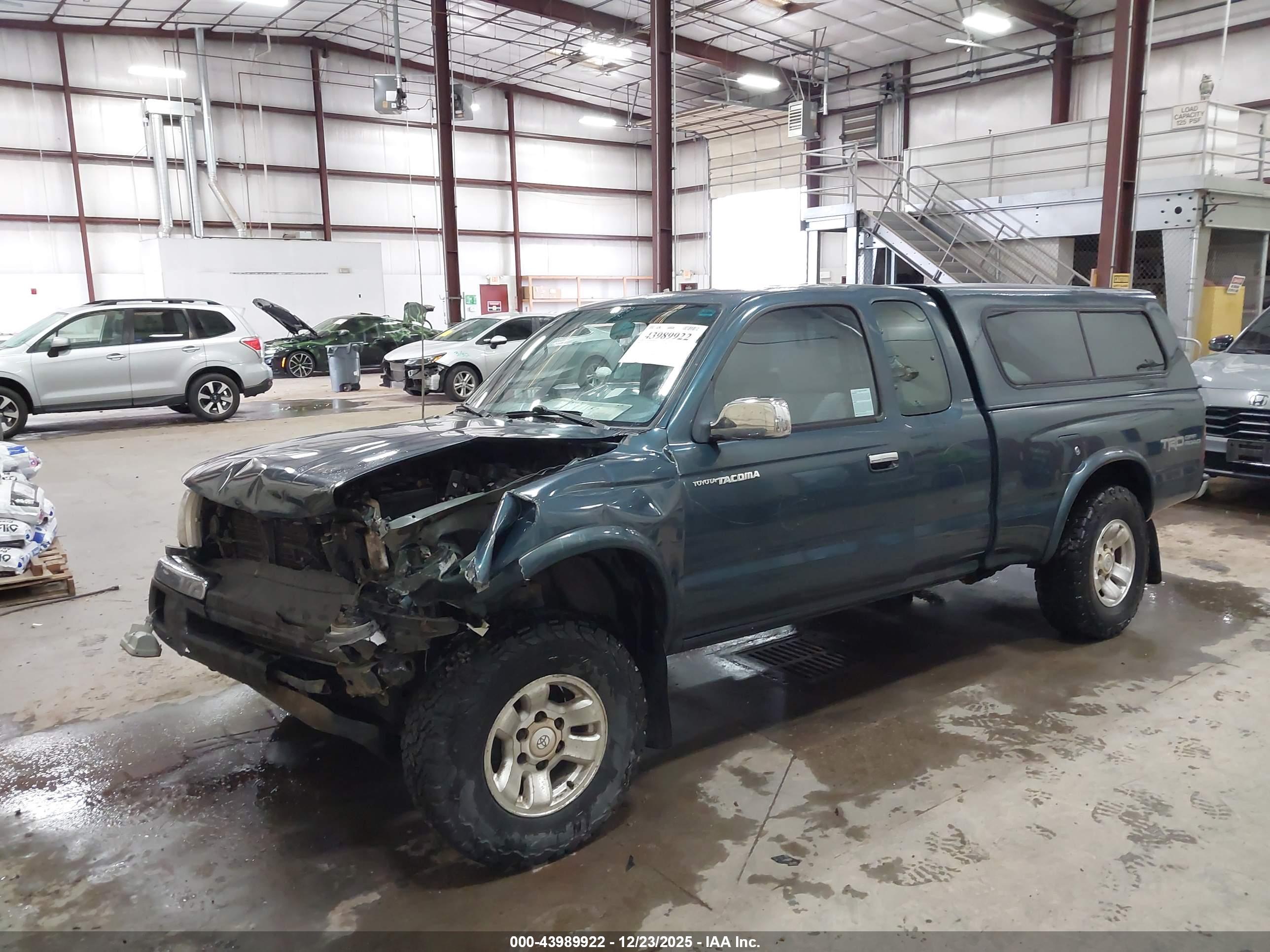 TOYOTA TACOMA image 2