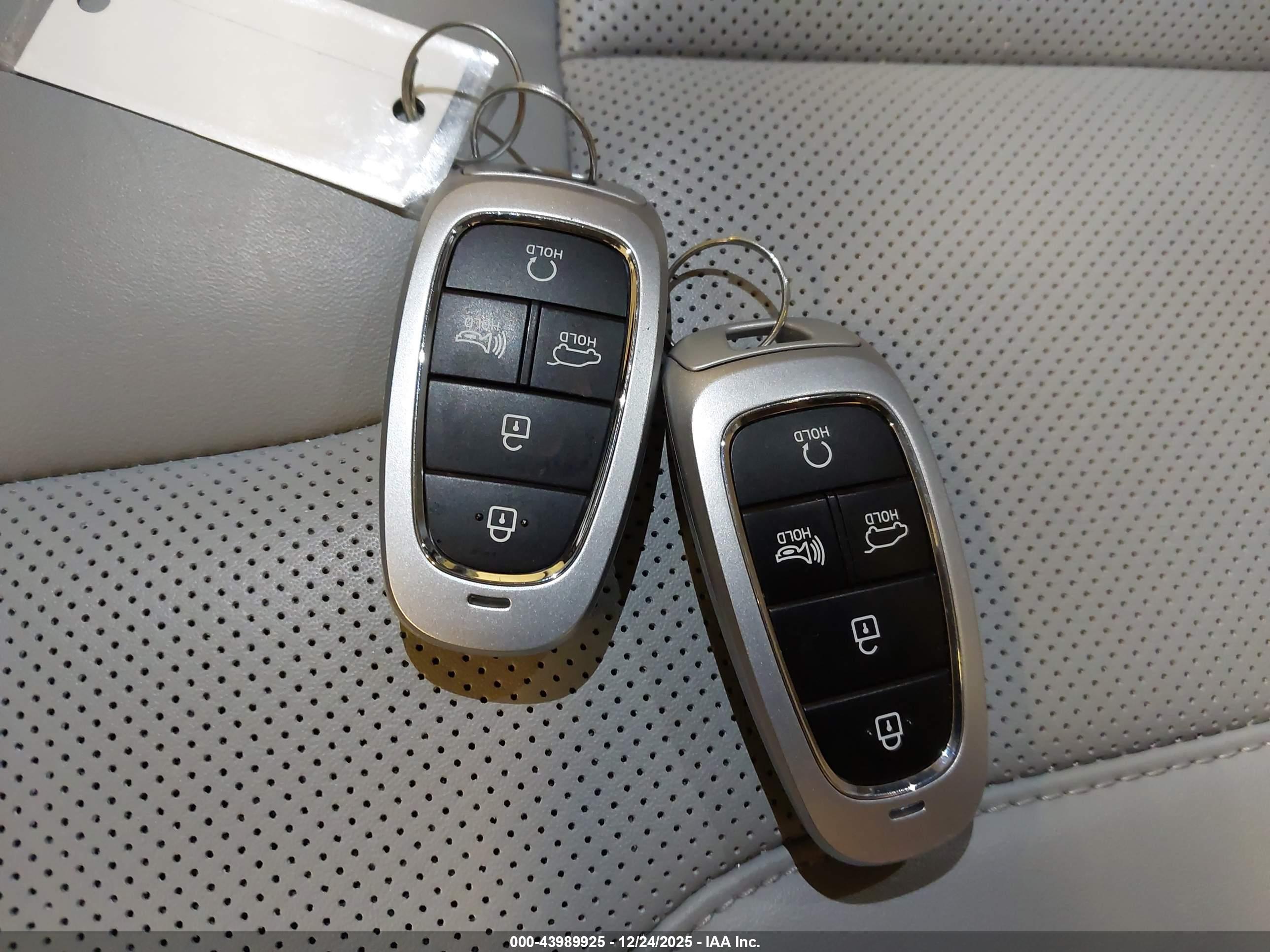 HYUNDAI PALISADE image 11