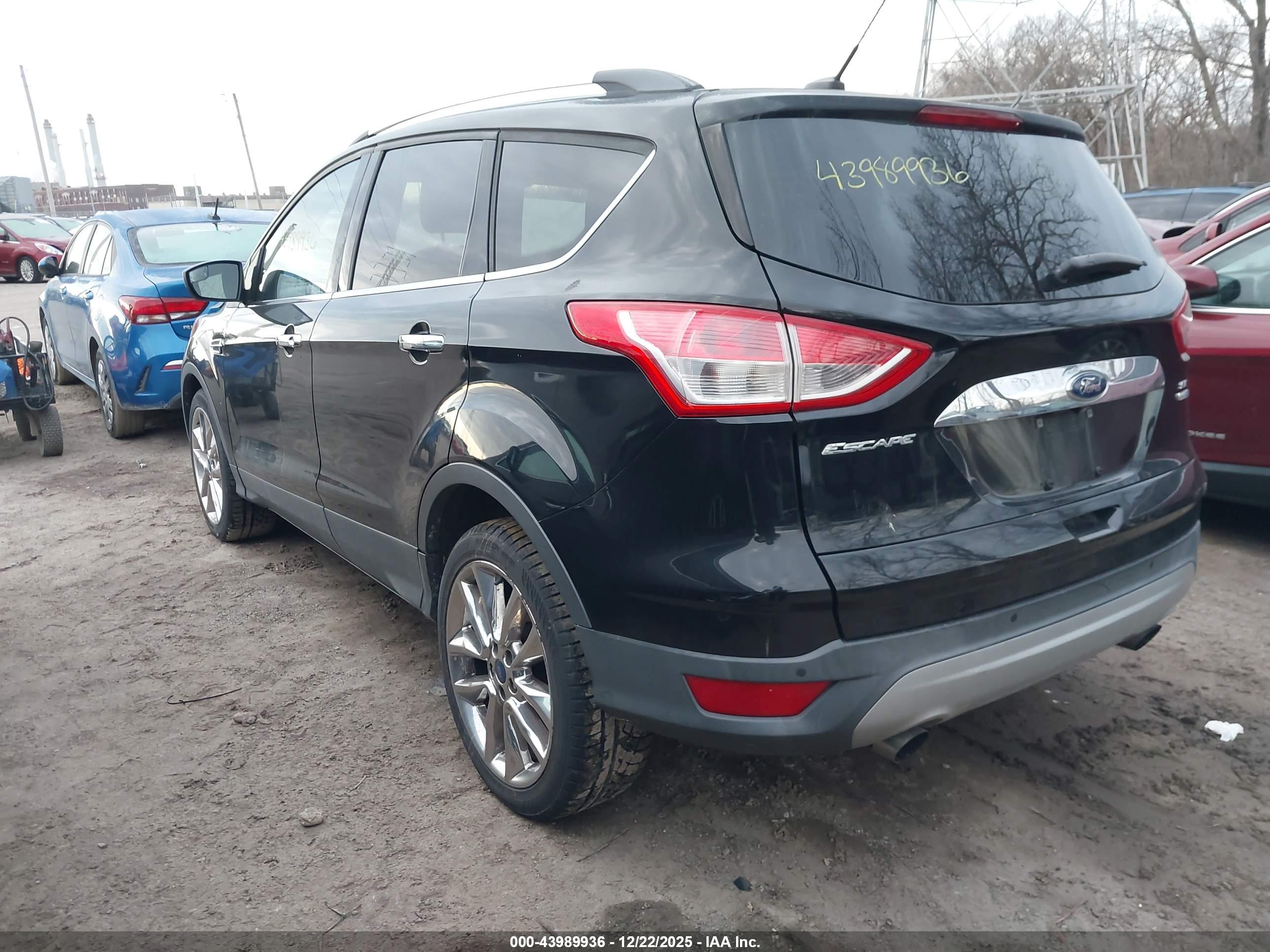 FORD ESCAPE image 3