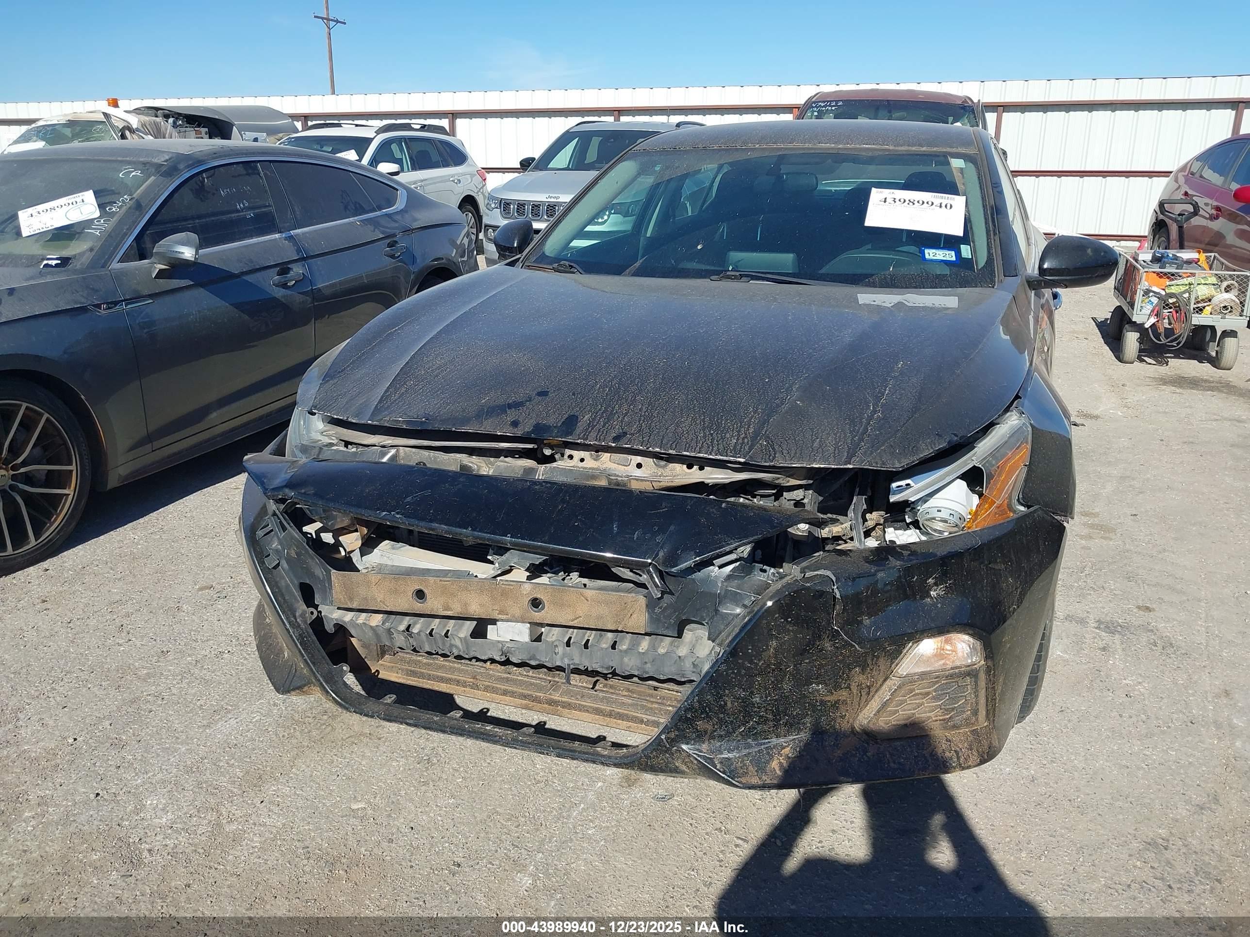 NISSAN ALTIMA image 6