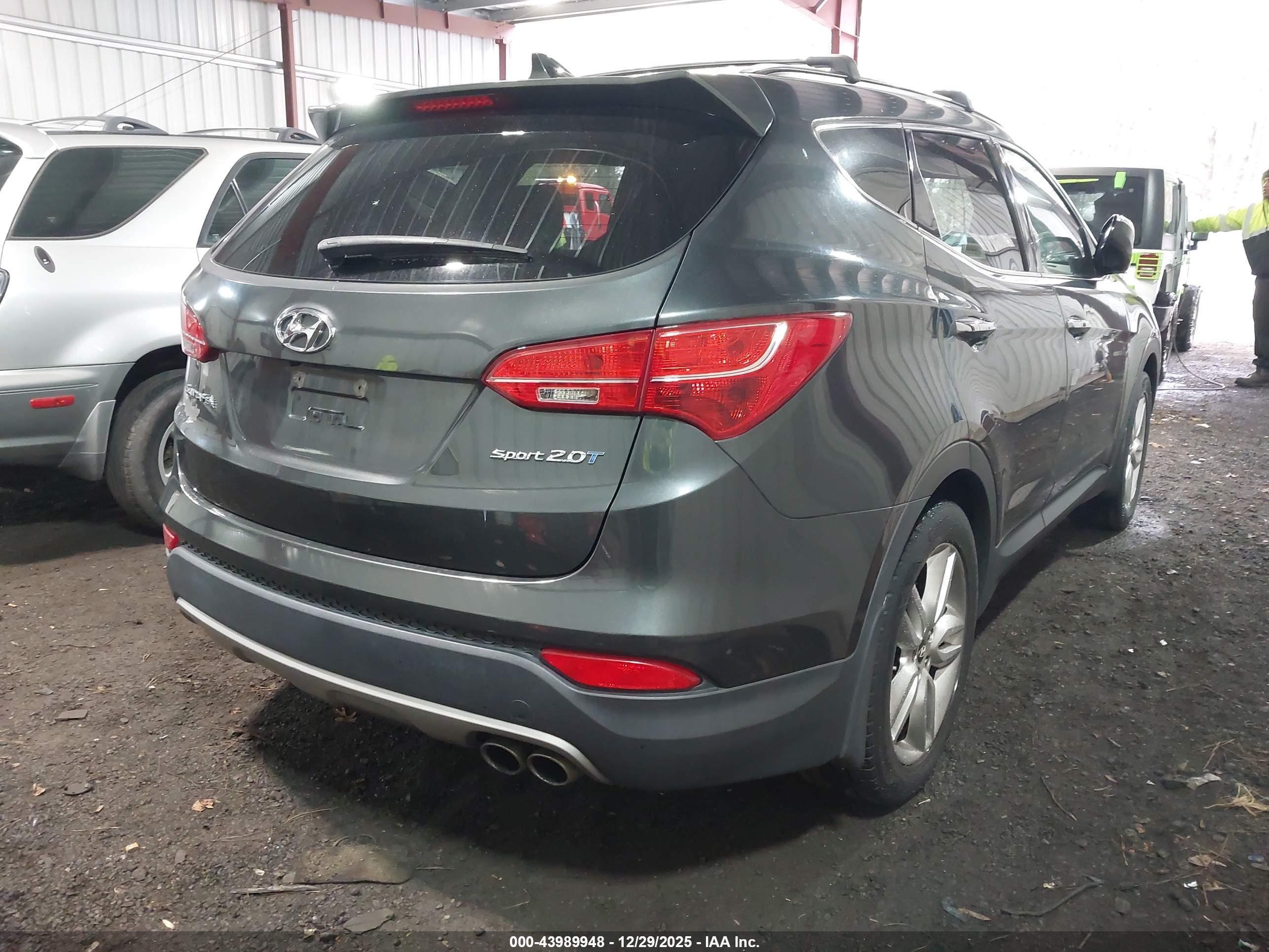 HYUNDAI SANTA image 4
