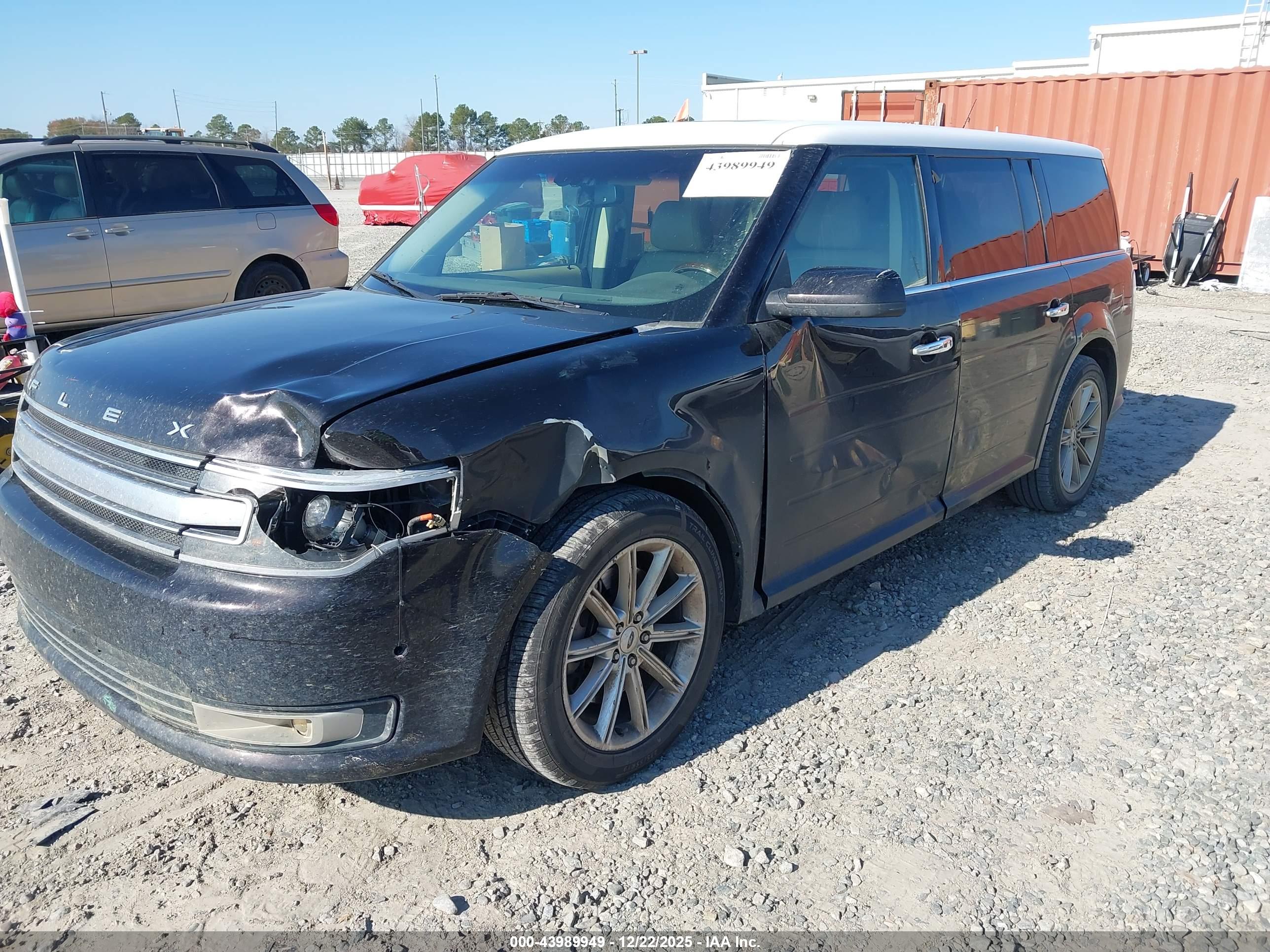 FORD FLEX image 6