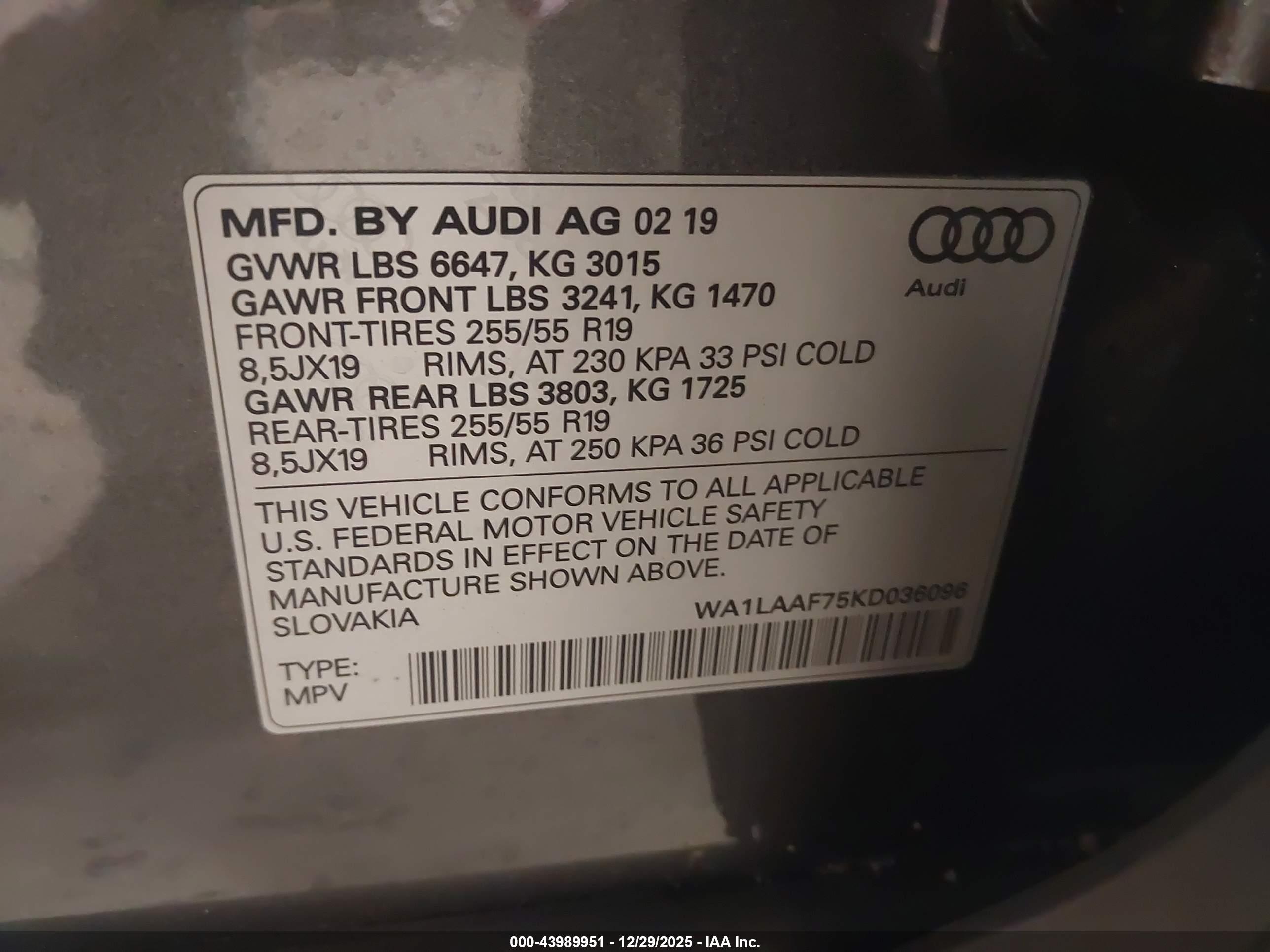 AUDI Q7 image 9