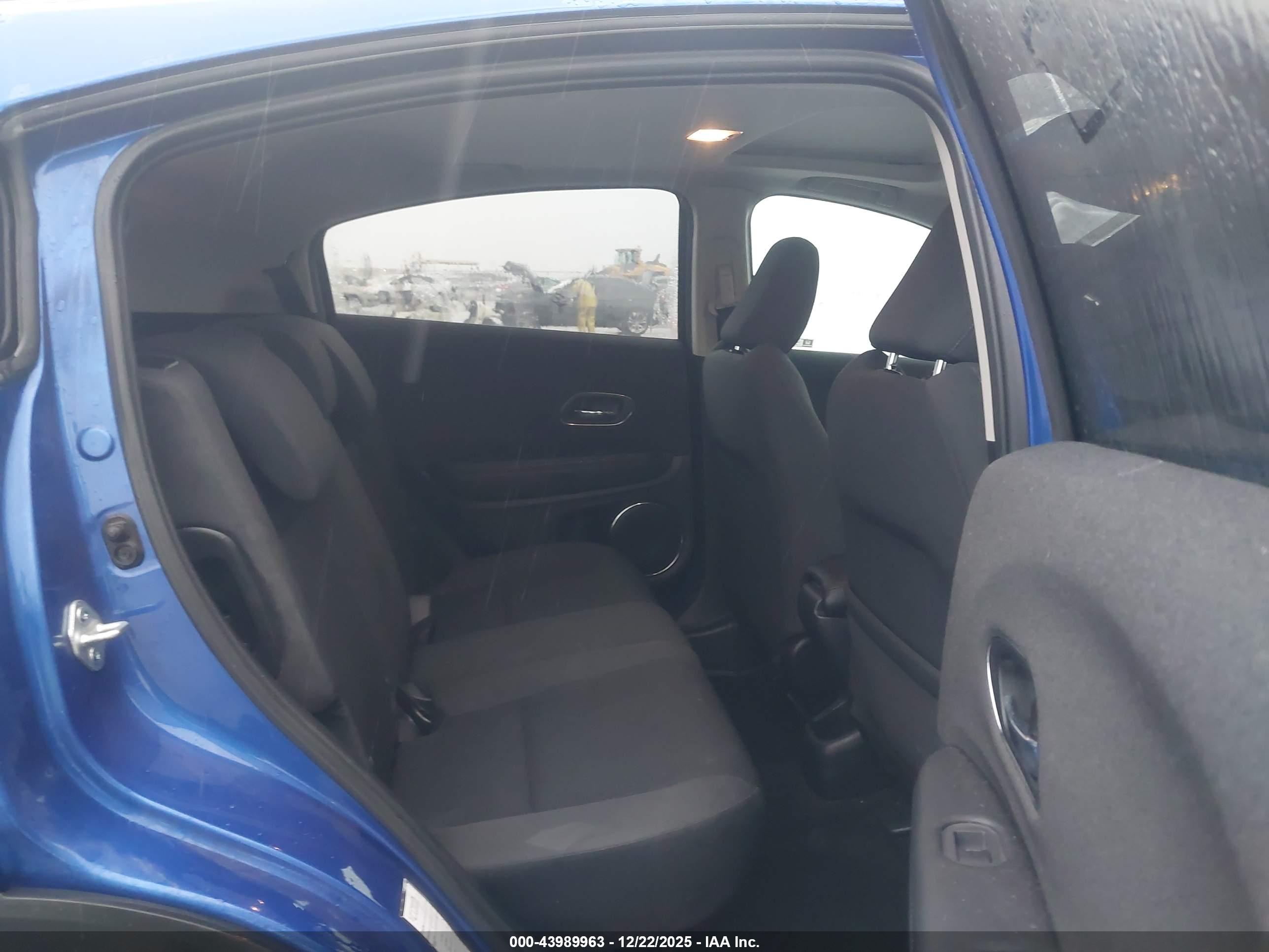 HONDA HR-V image 8