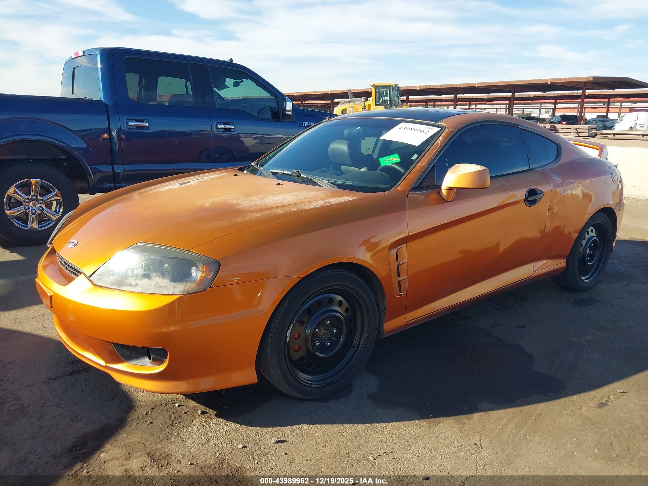 HYUNDAI TIBURON image 2
