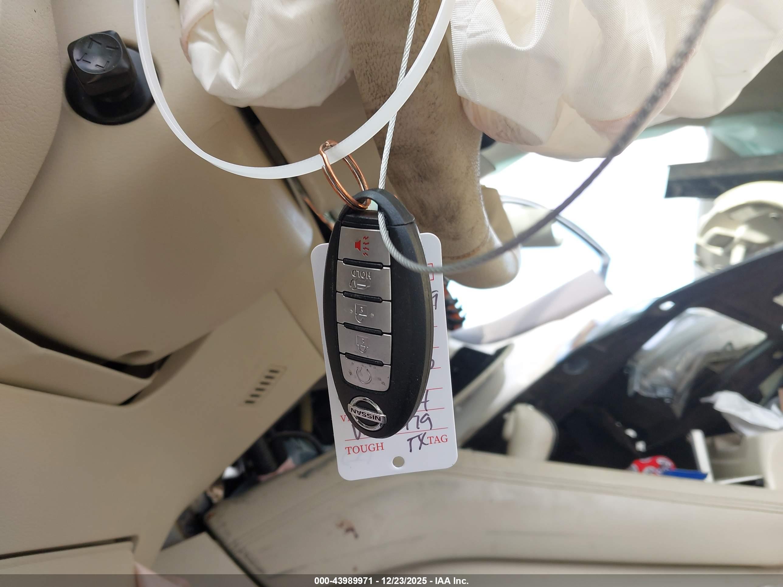 NISSAN MURANO image 11
