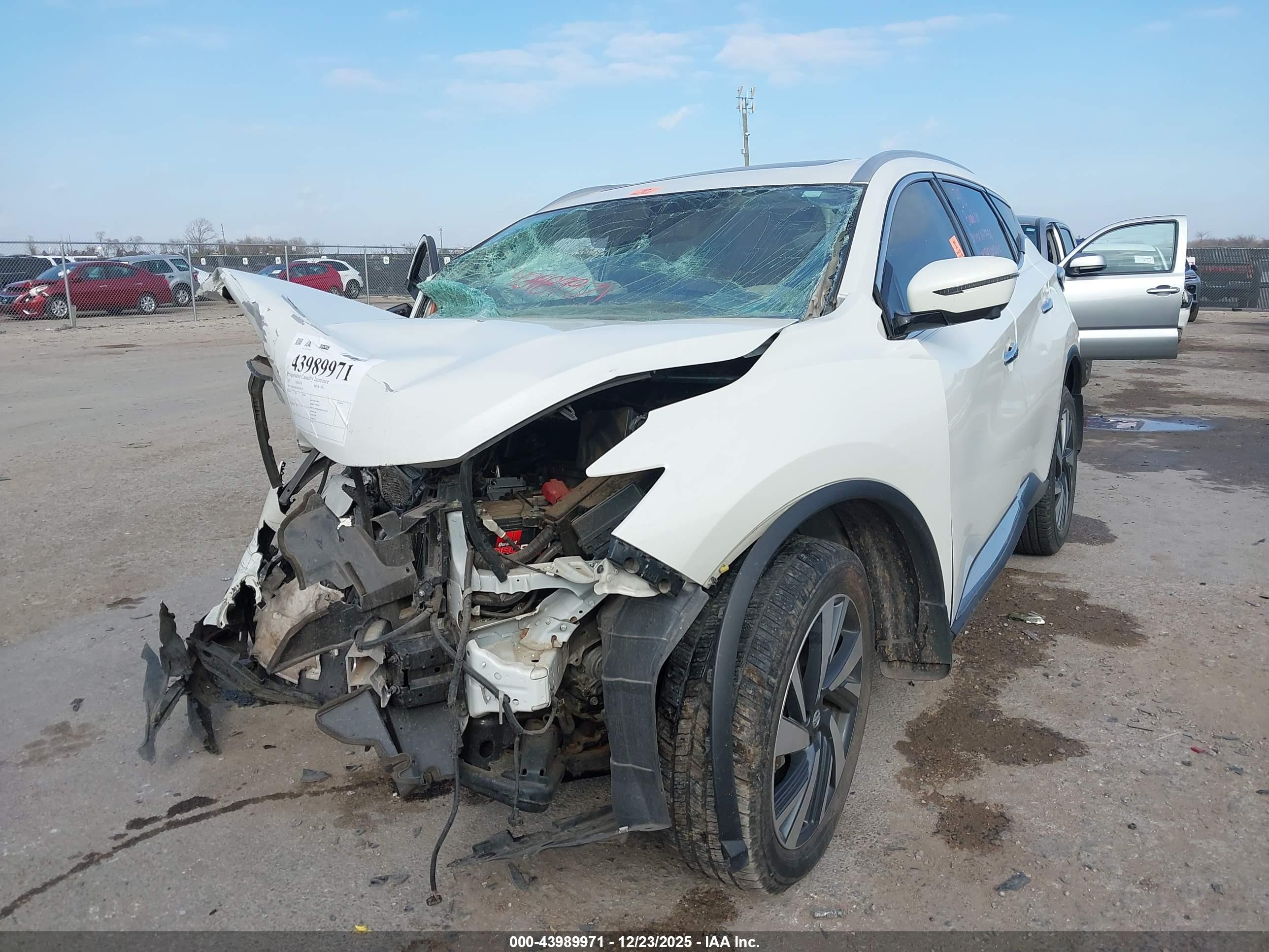NISSAN MURANO image 2