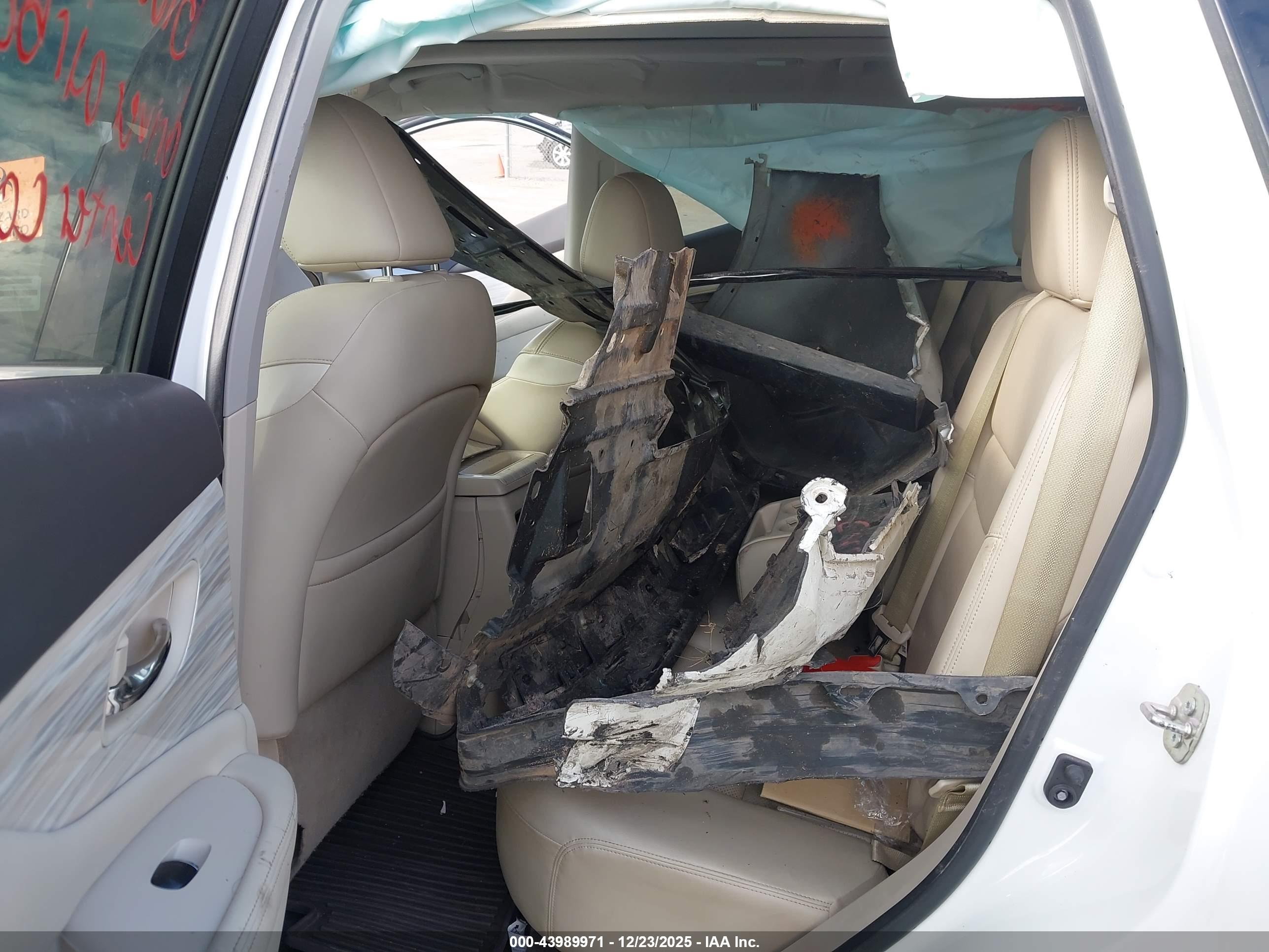 NISSAN MURANO image 8