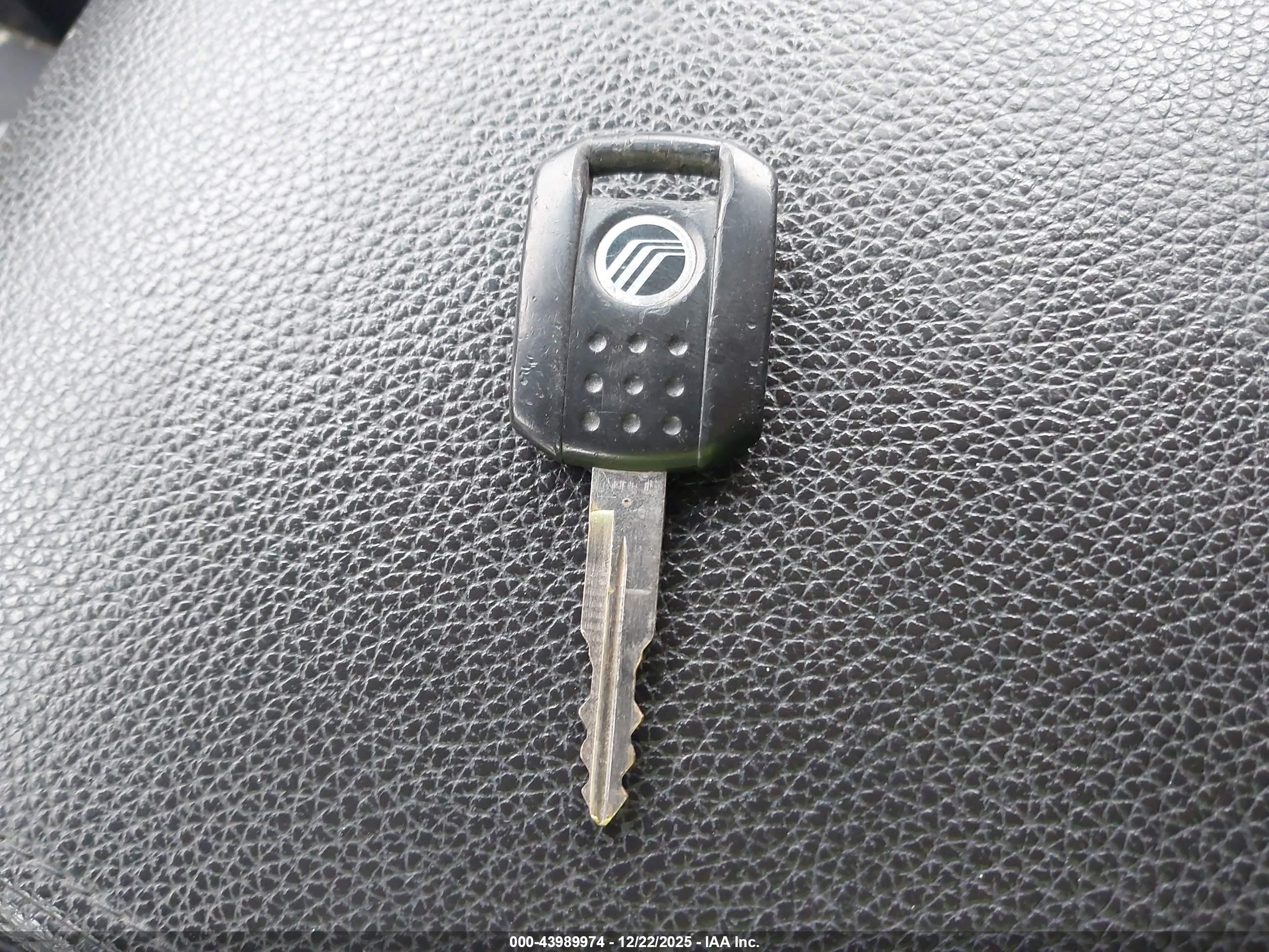 MERCURY MOUNTAINEER image 11