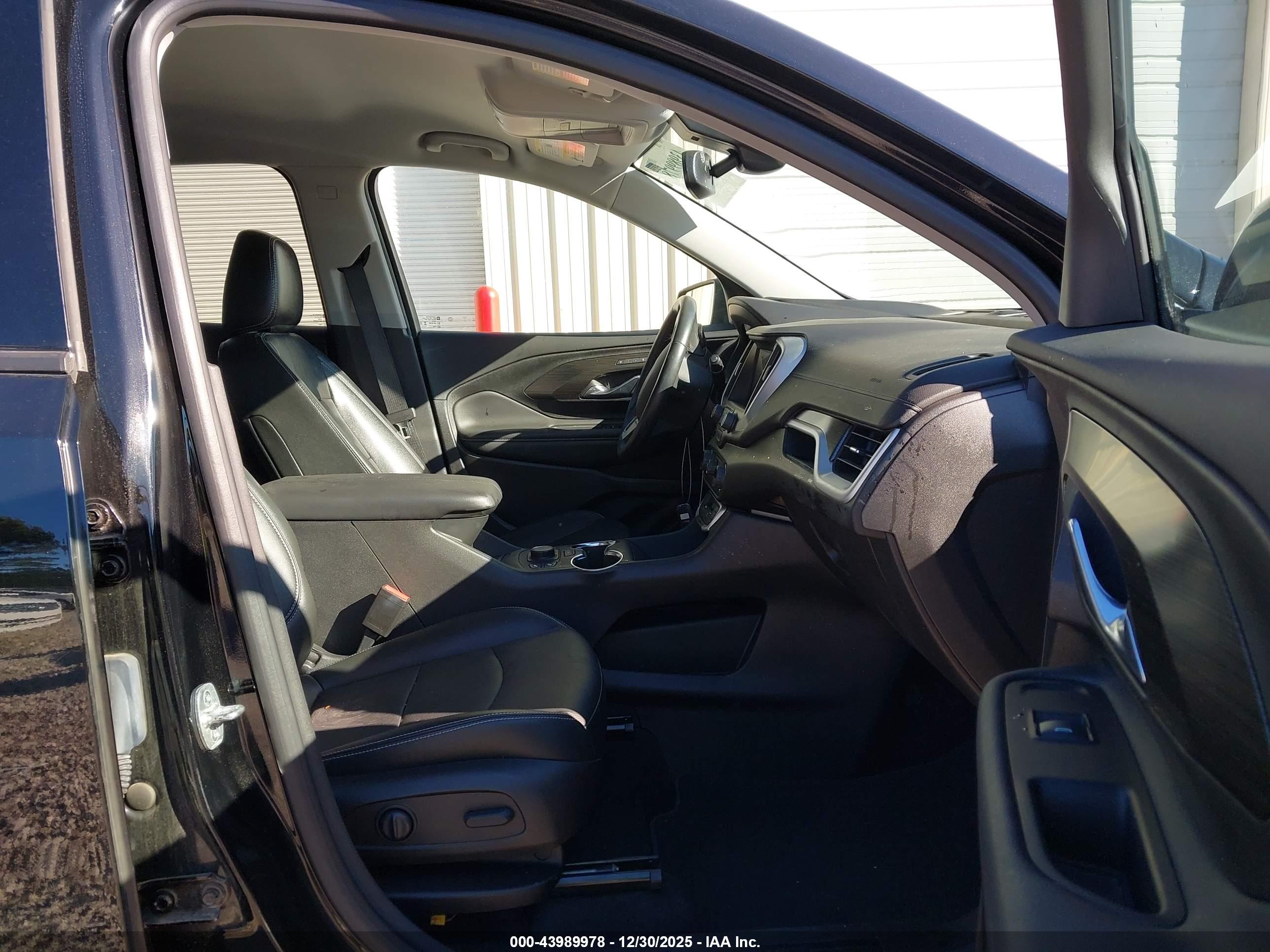 GMC TERRAIN image 5
