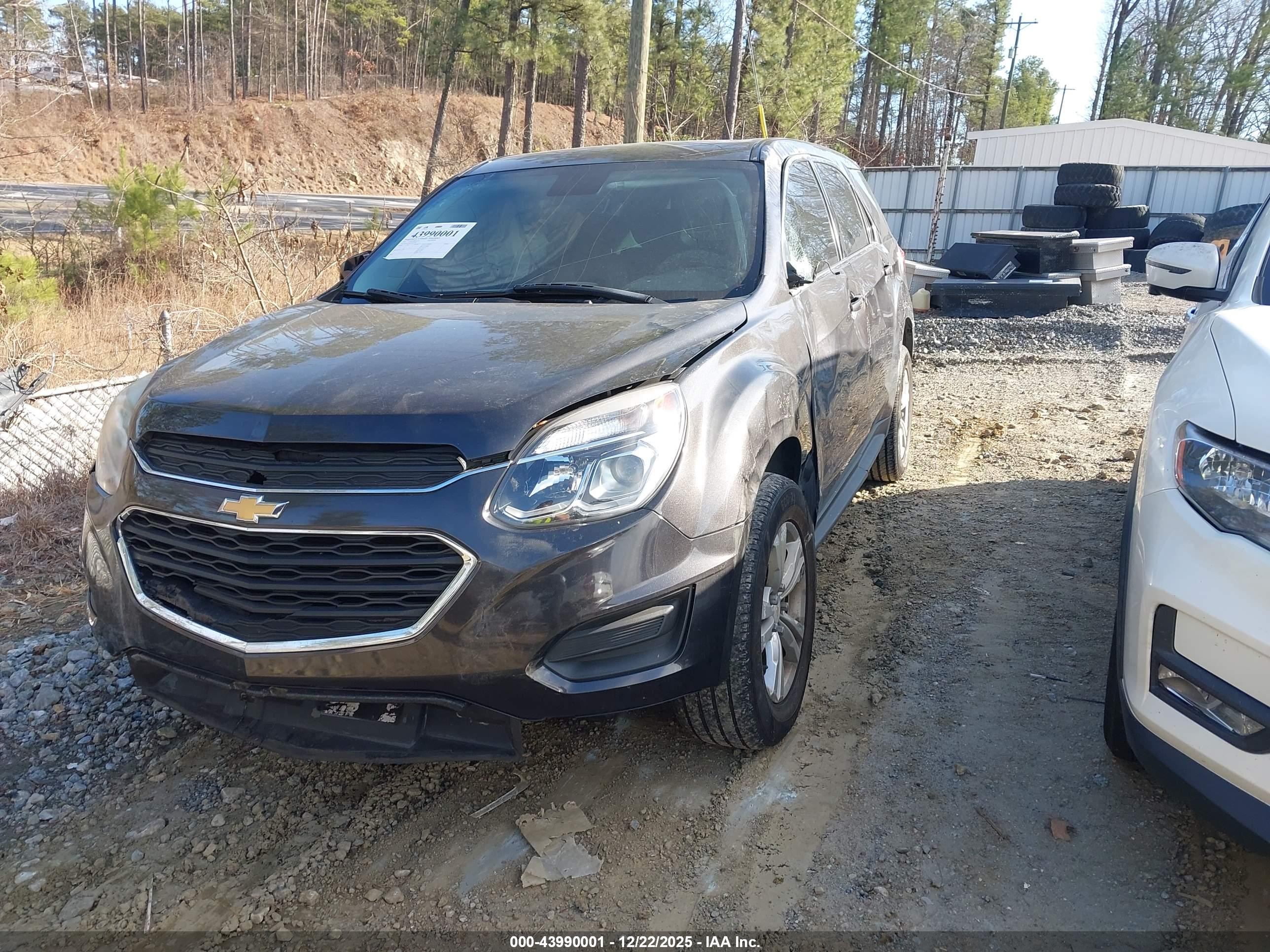 CHEVROLET EQUINOX image 2