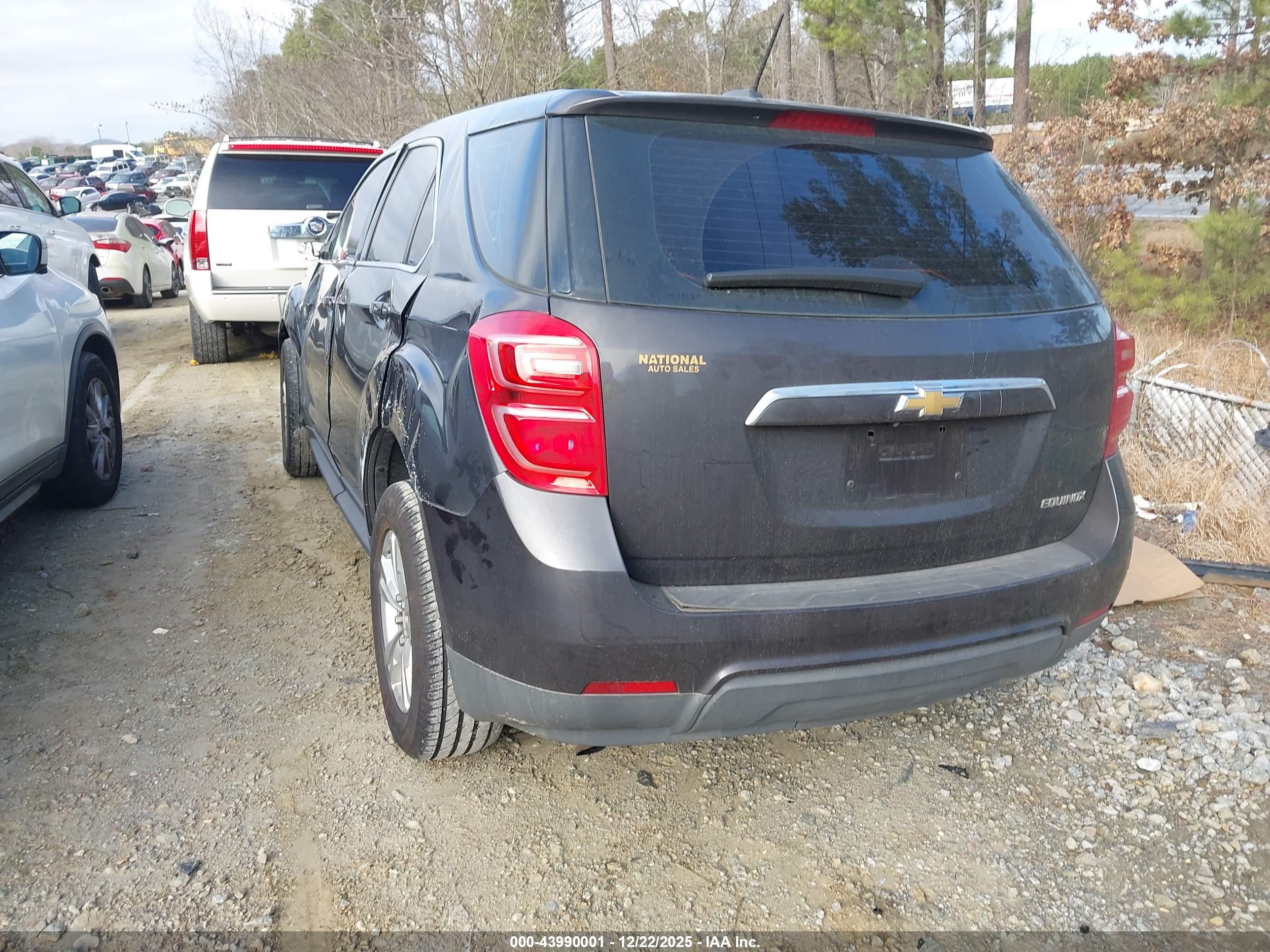 CHEVROLET EQUINOX image 3