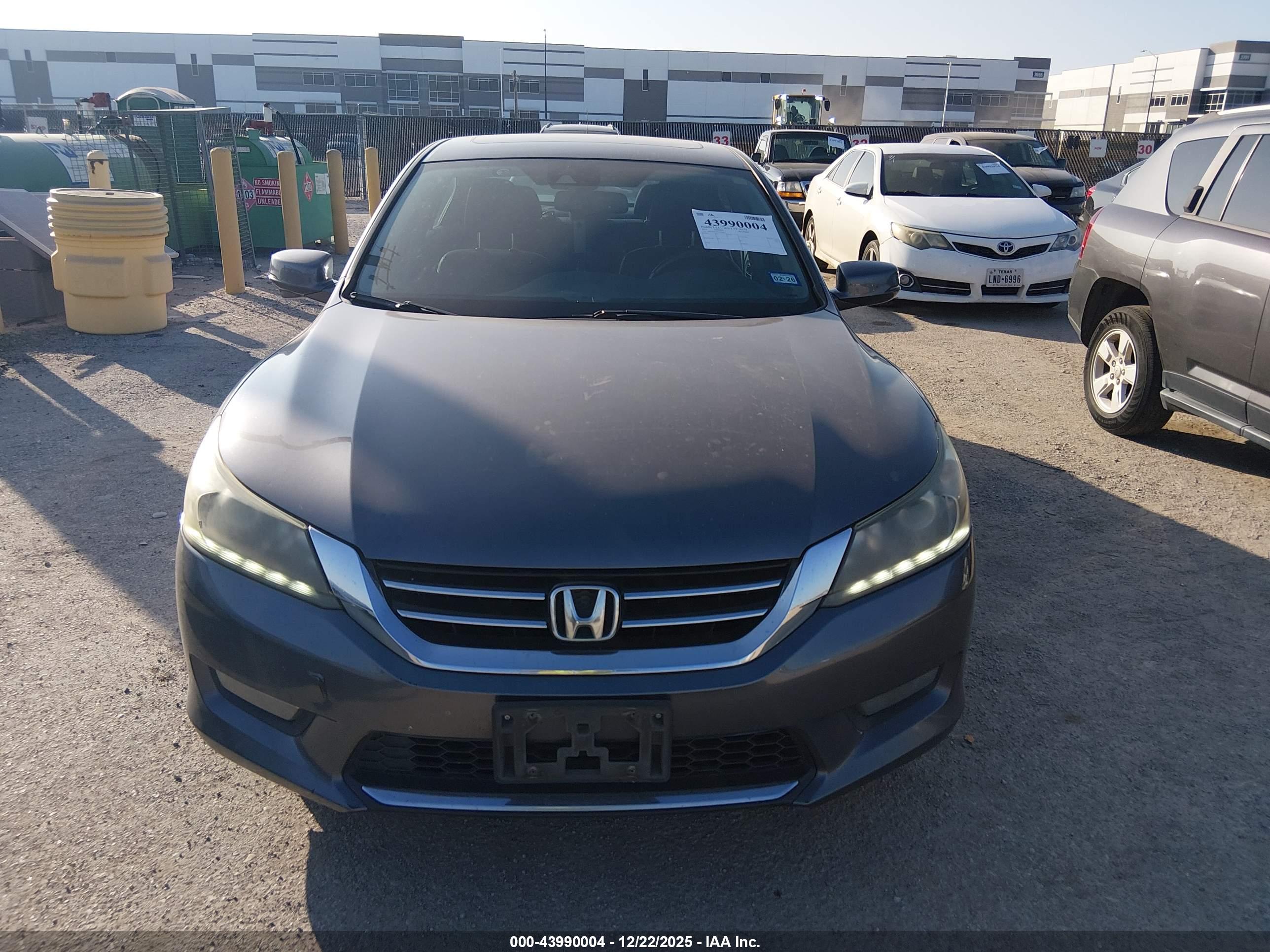 HONDA ACCORD image 6