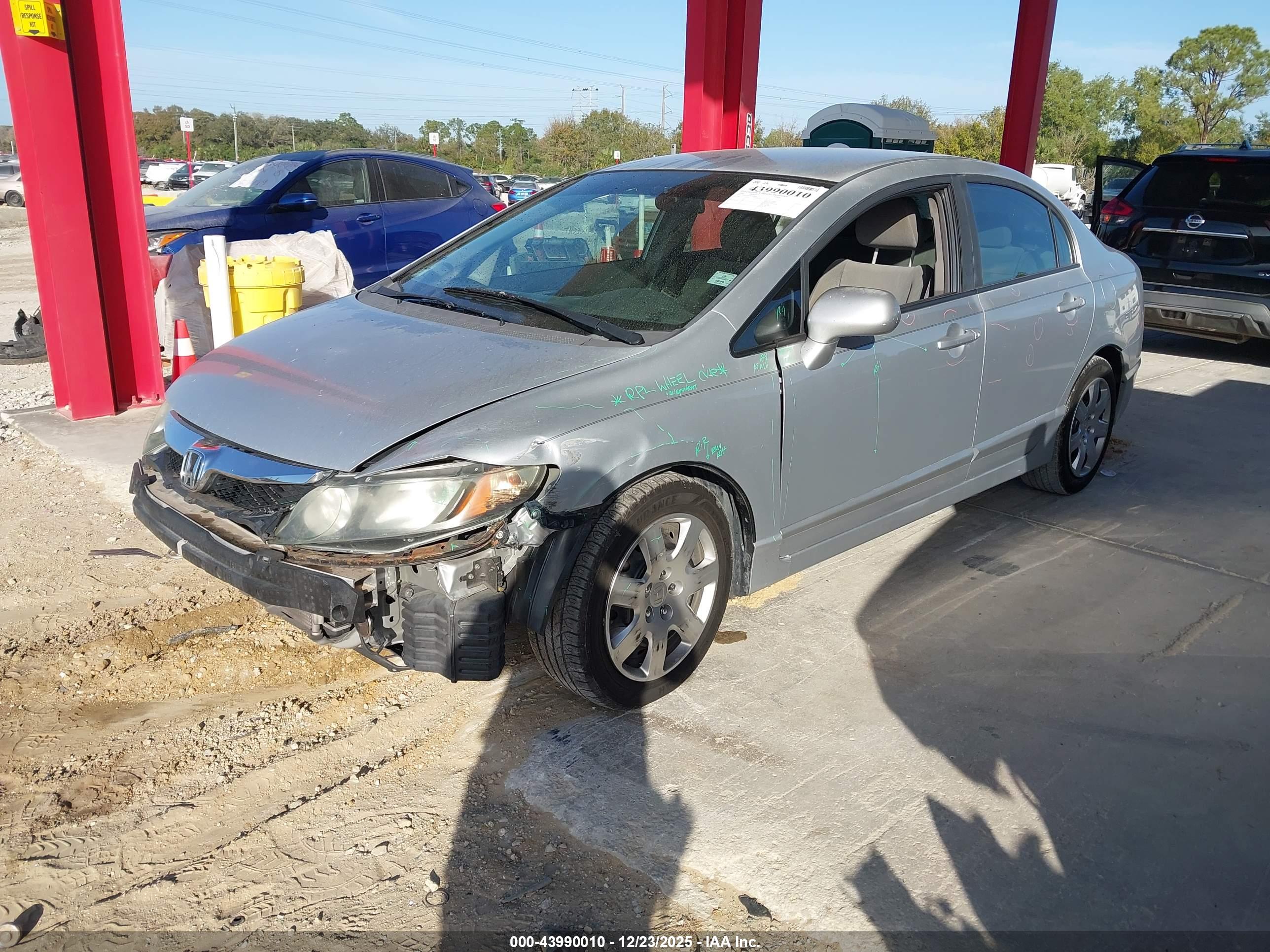 HONDA CIVIC image 2