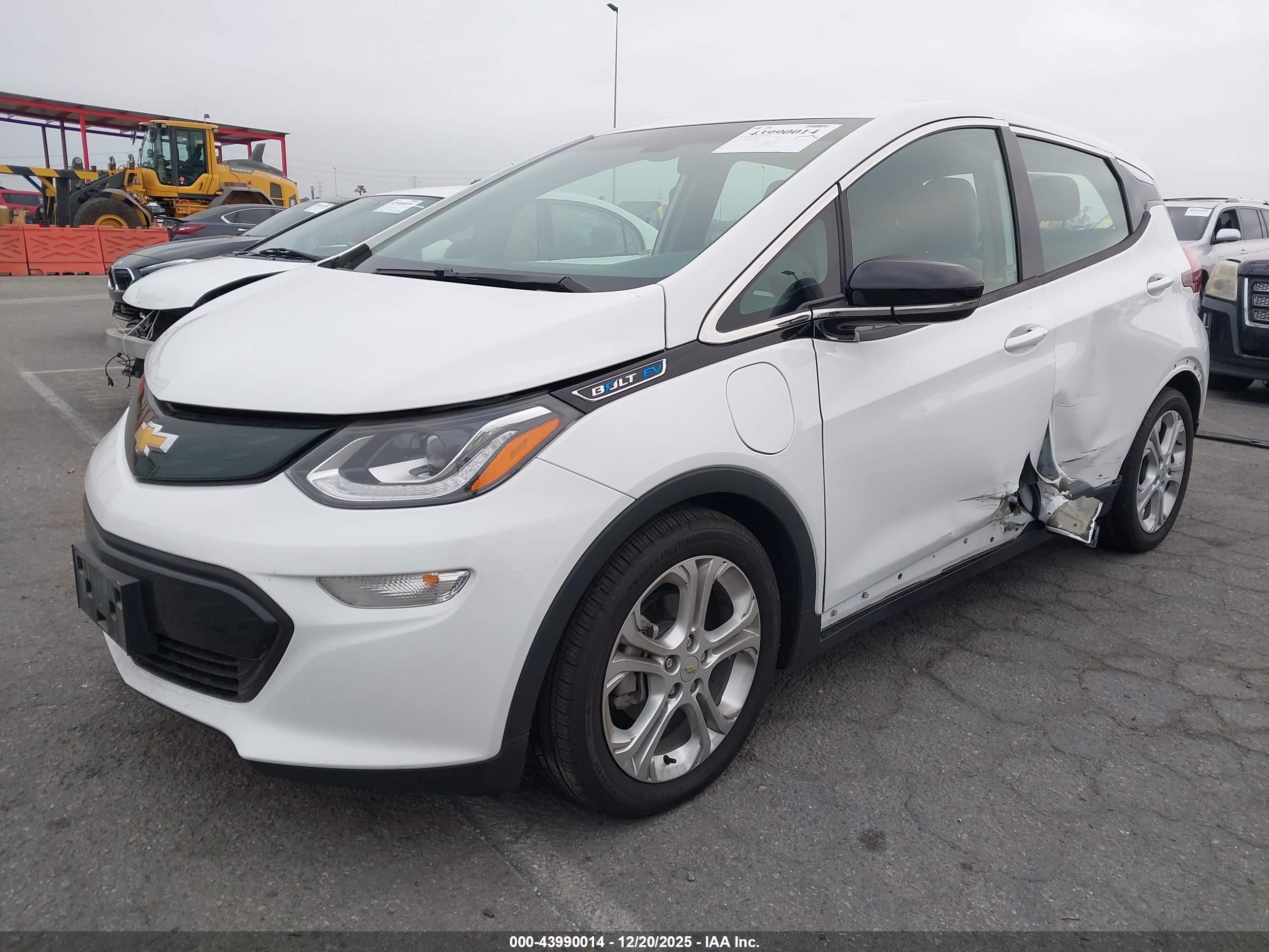 CHEVROLET BOLT image 2