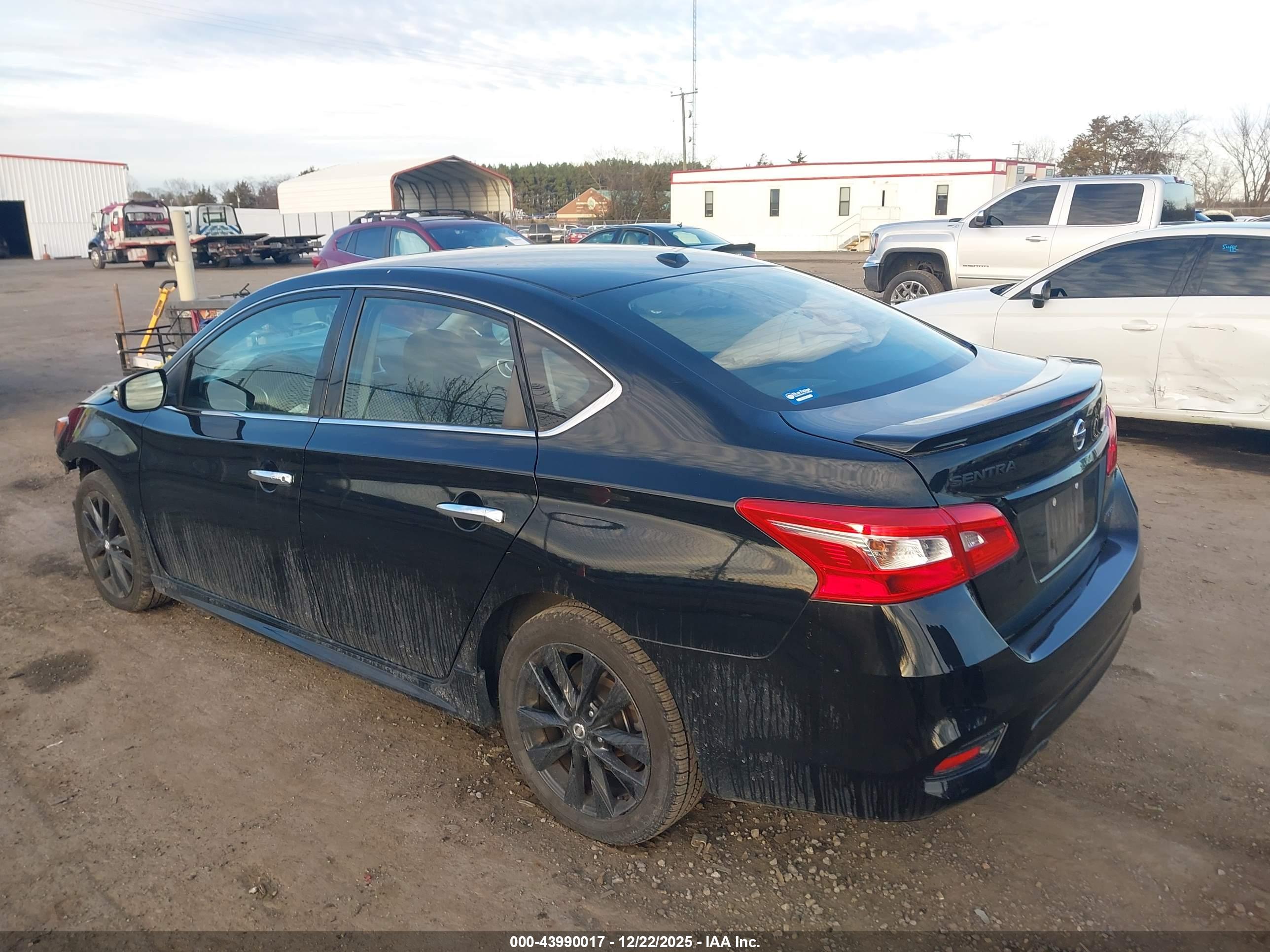 NISSAN SENTRA image 3