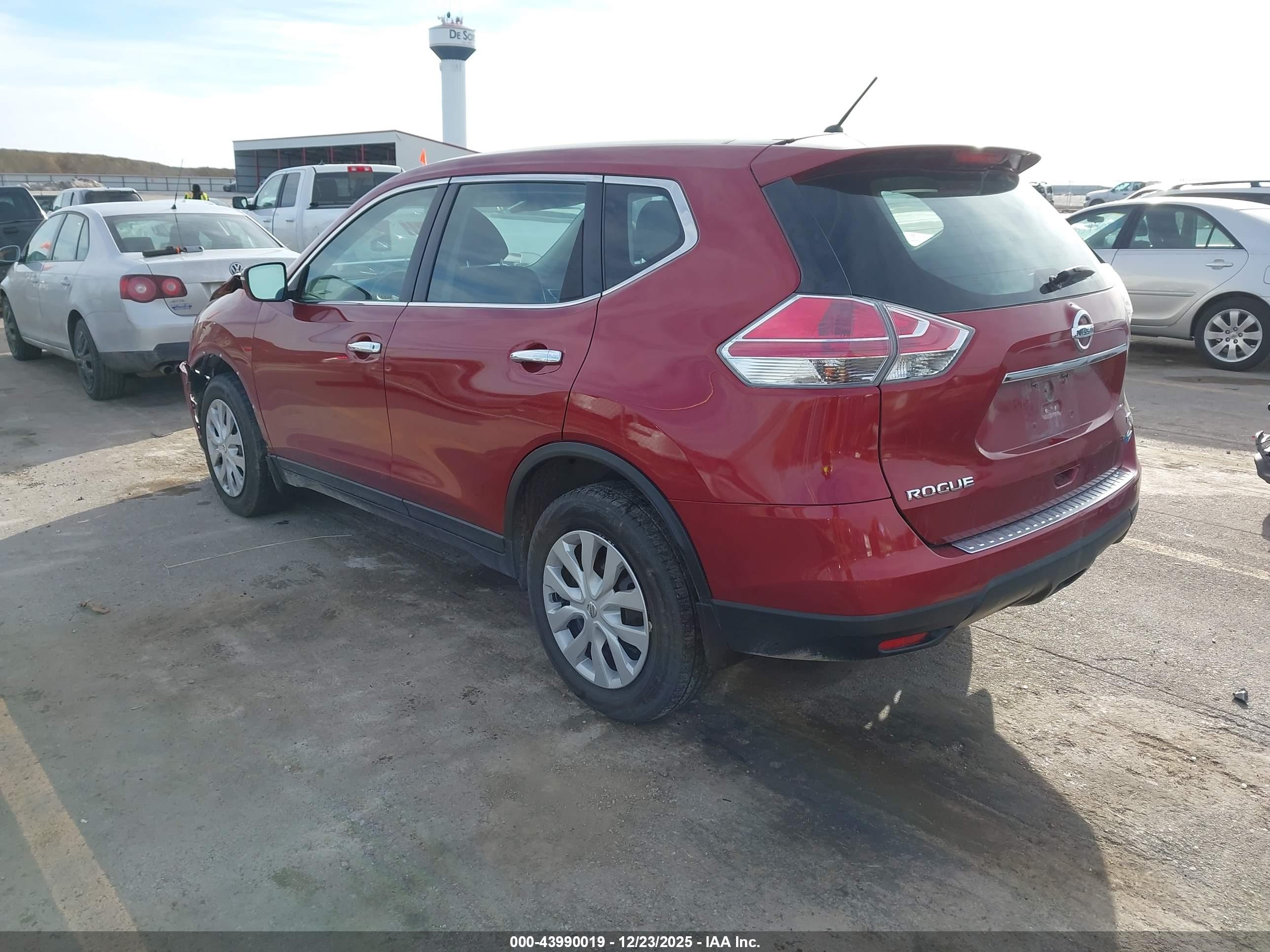 NISSAN ROGUE image 3