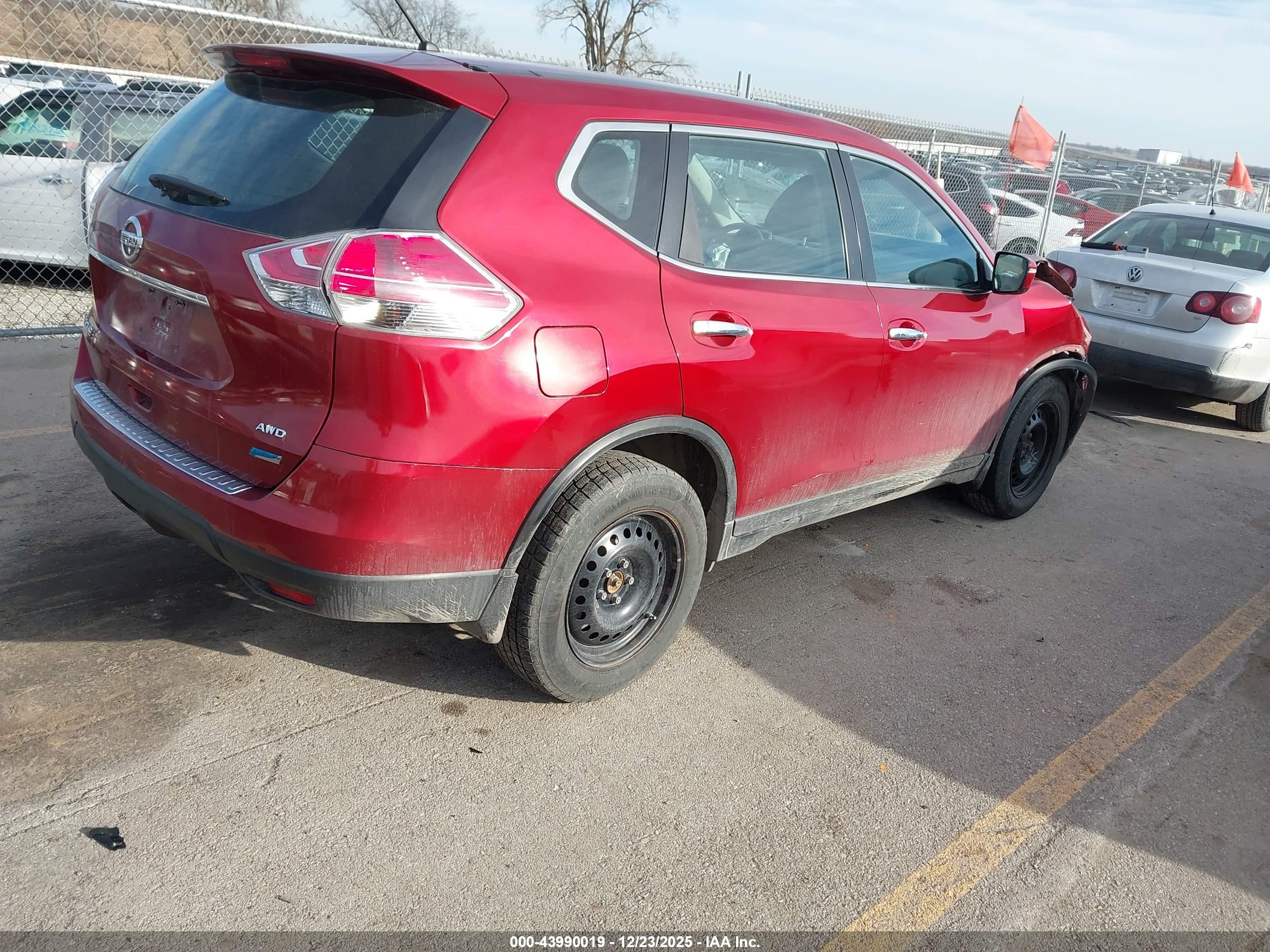 NISSAN ROGUE image 4
