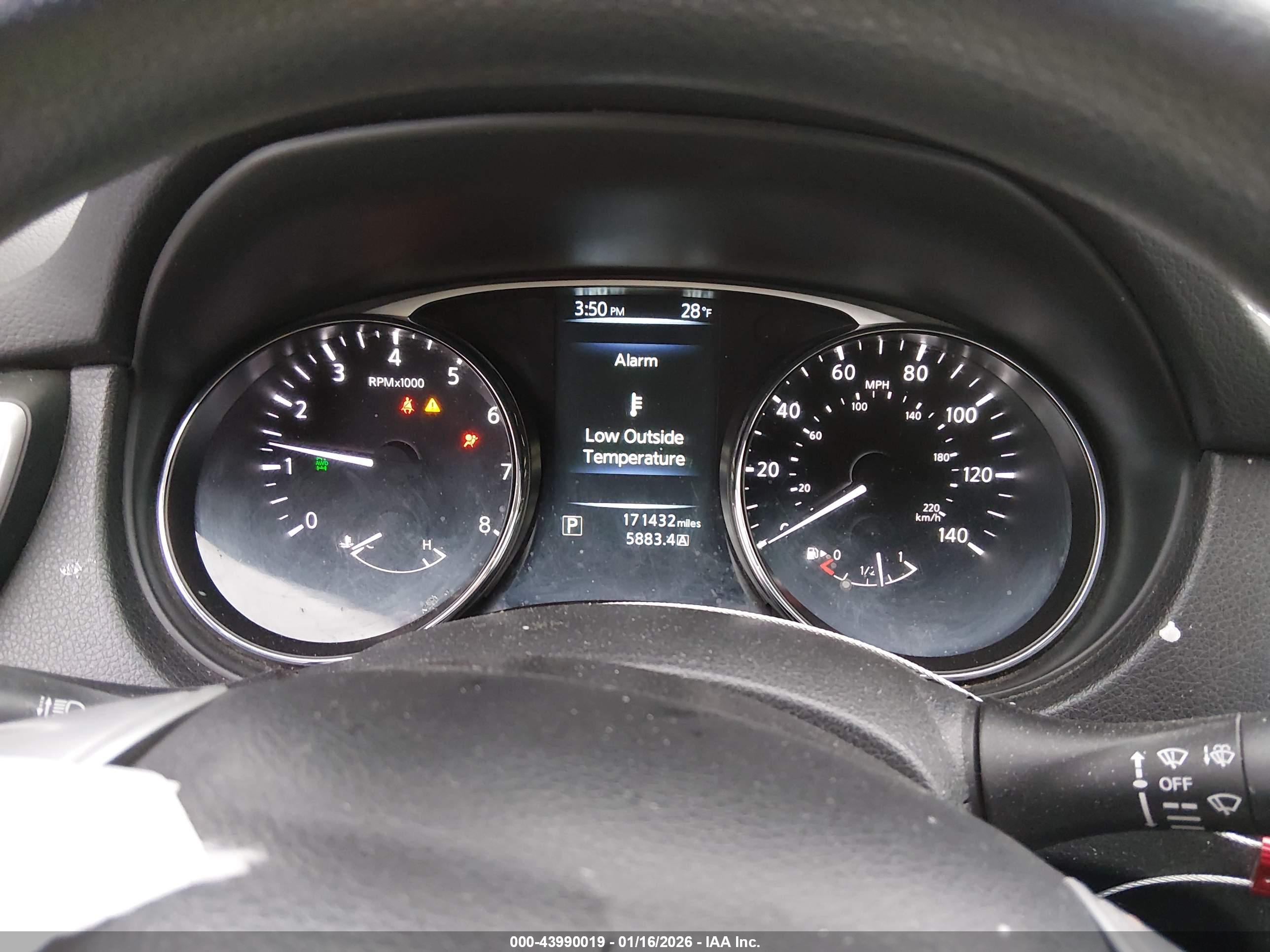 NISSAN ROGUE image 7