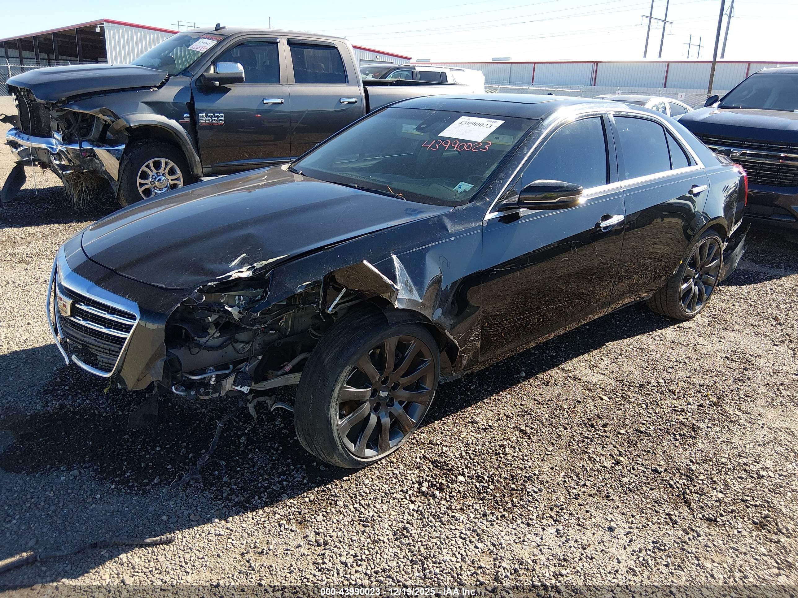 CADILLAC CTS image 2