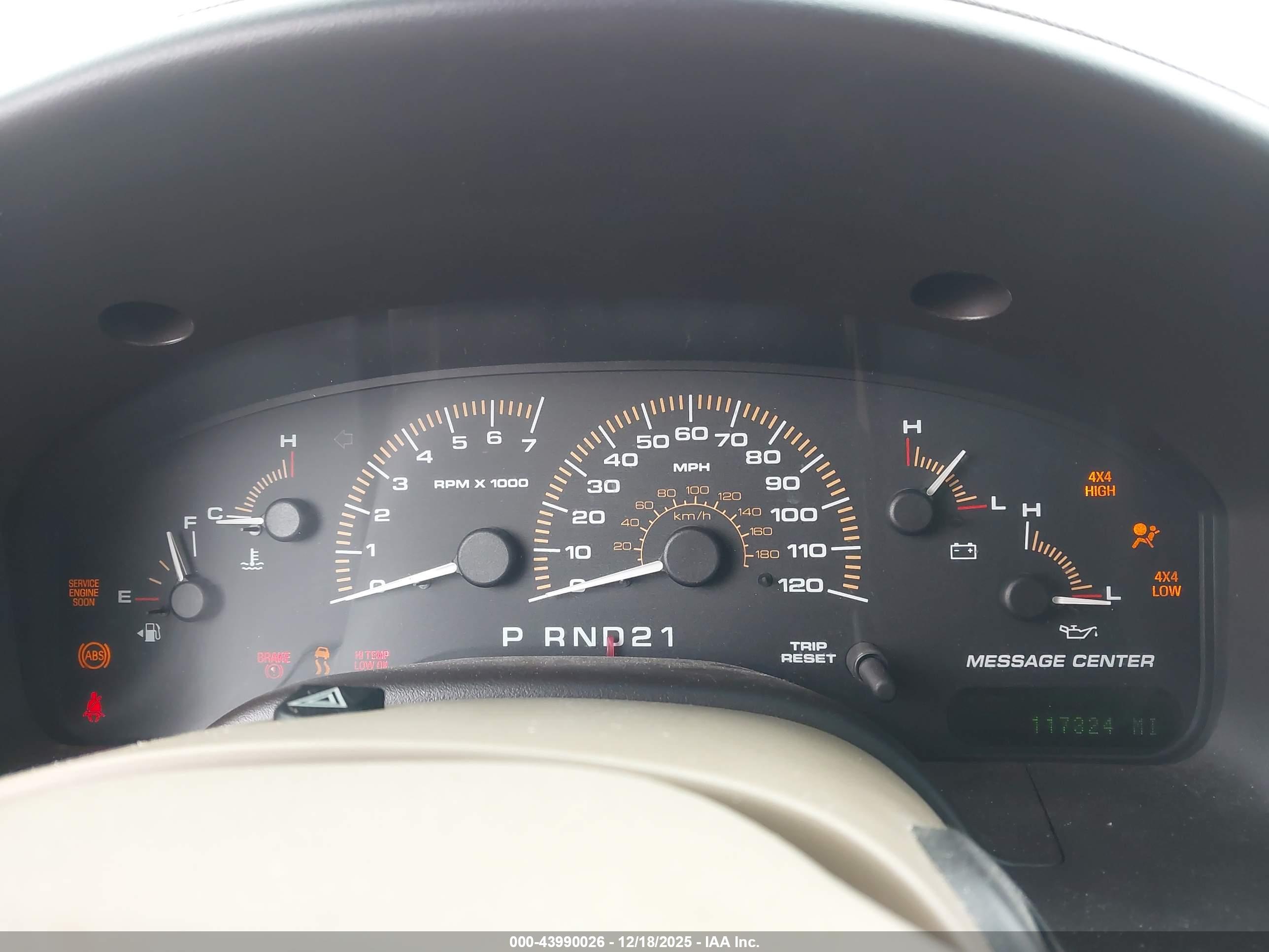 FORD EXPEDITION image 7