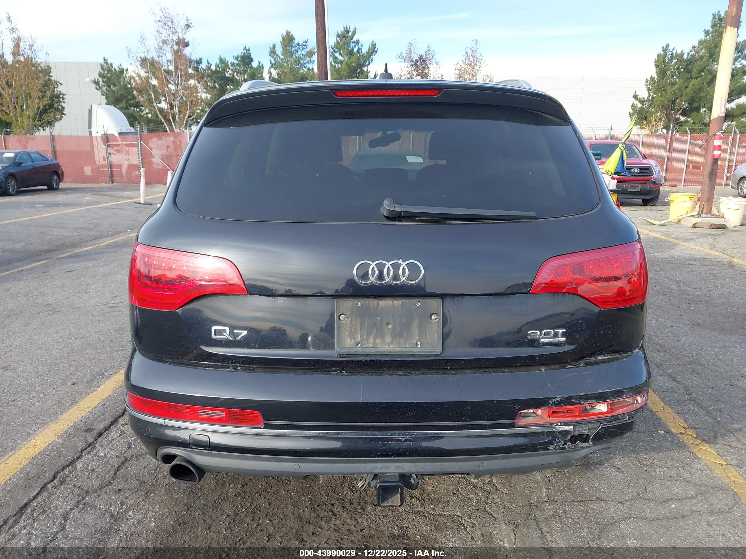 AUDI Q7 image 6