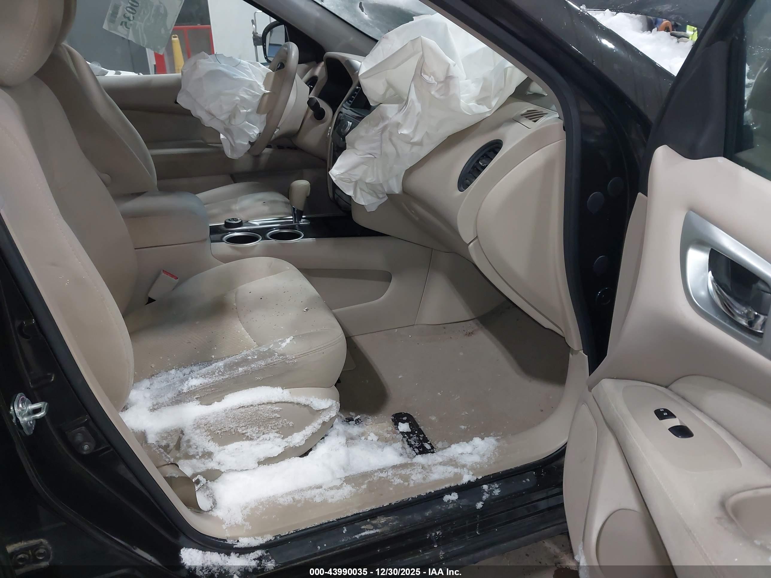 NISSAN PATHFINDER image 5
