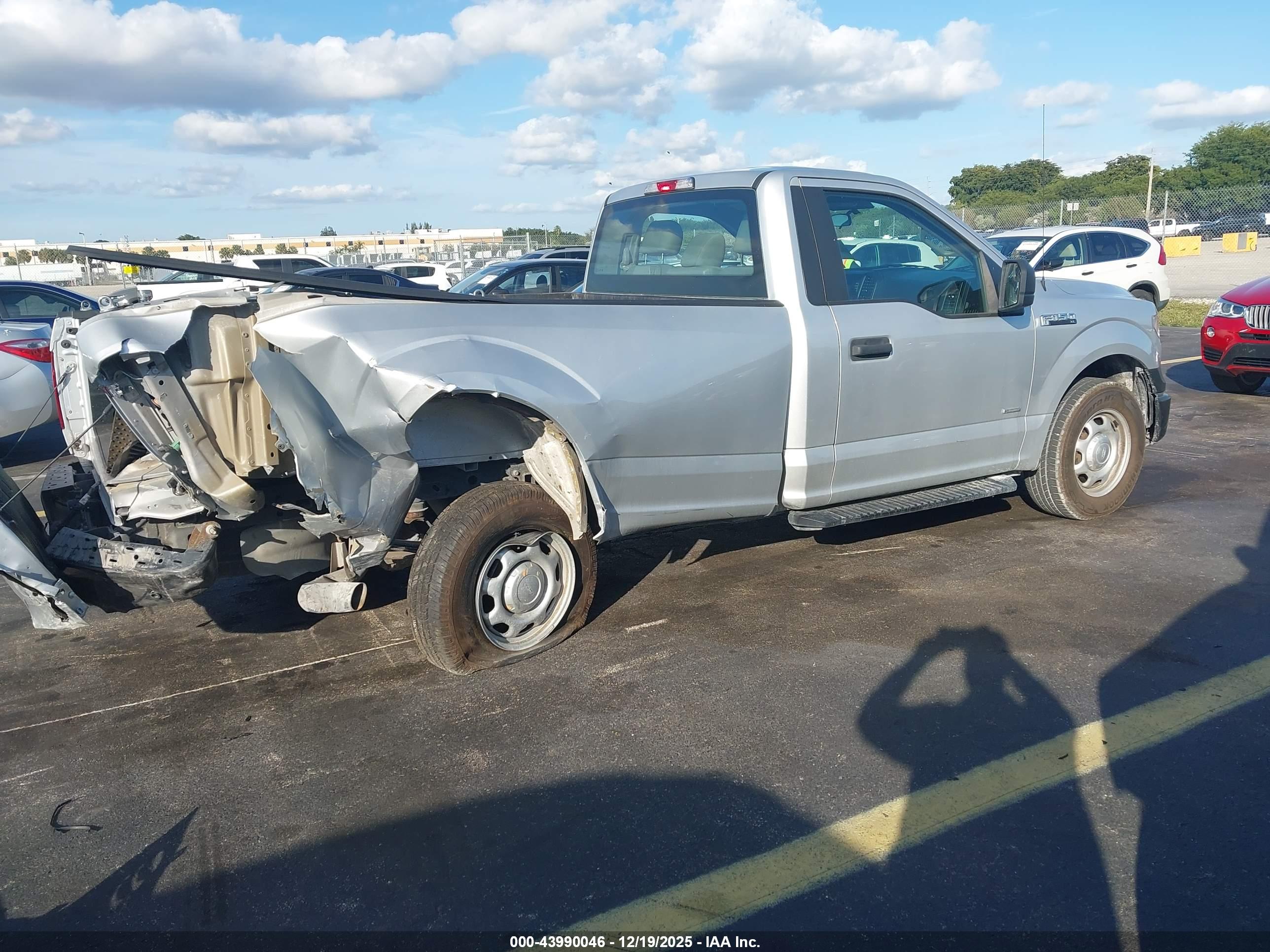 FORD F-150 image 4