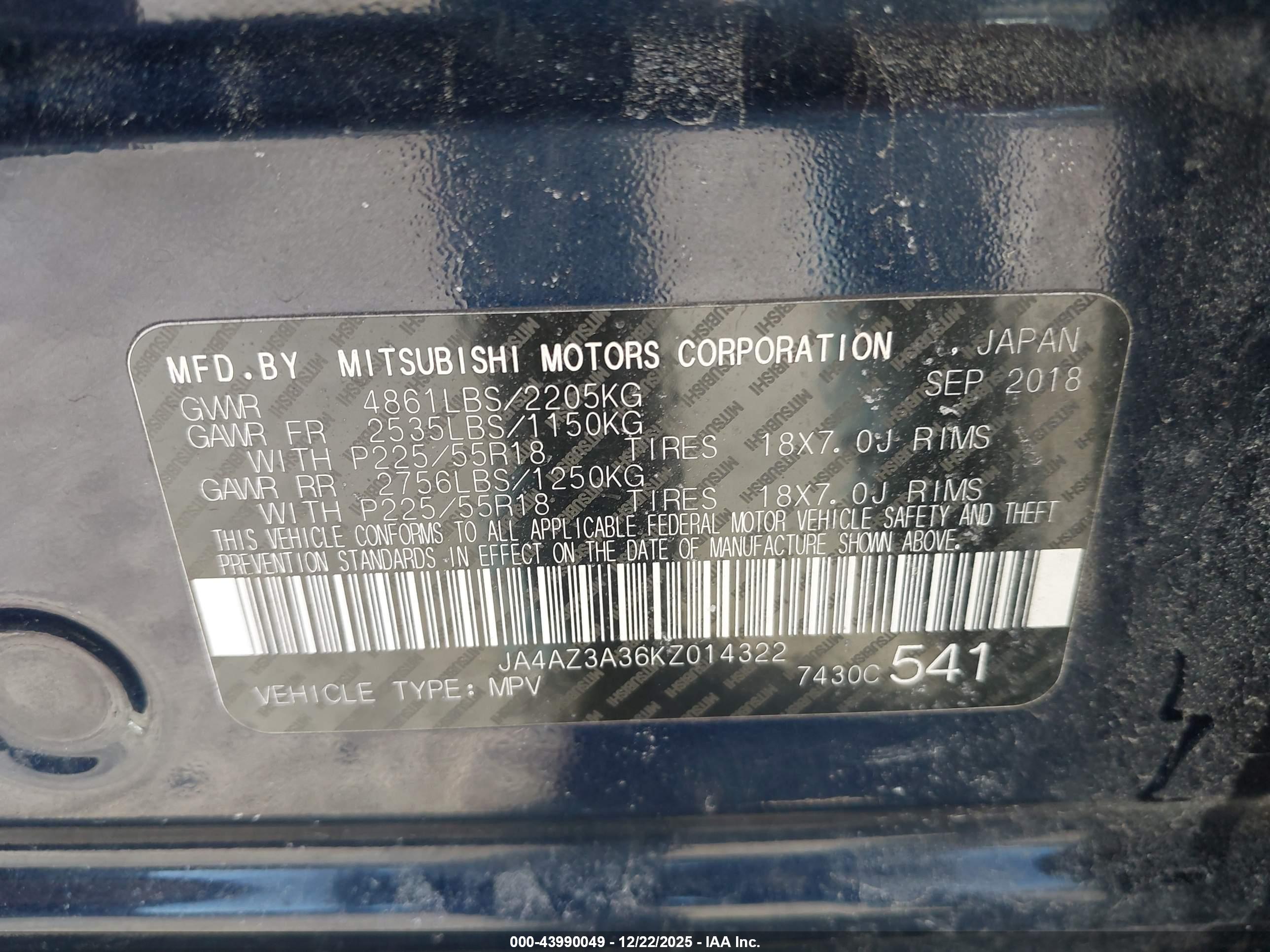 MITSUBISHI OUTLANDER image 9