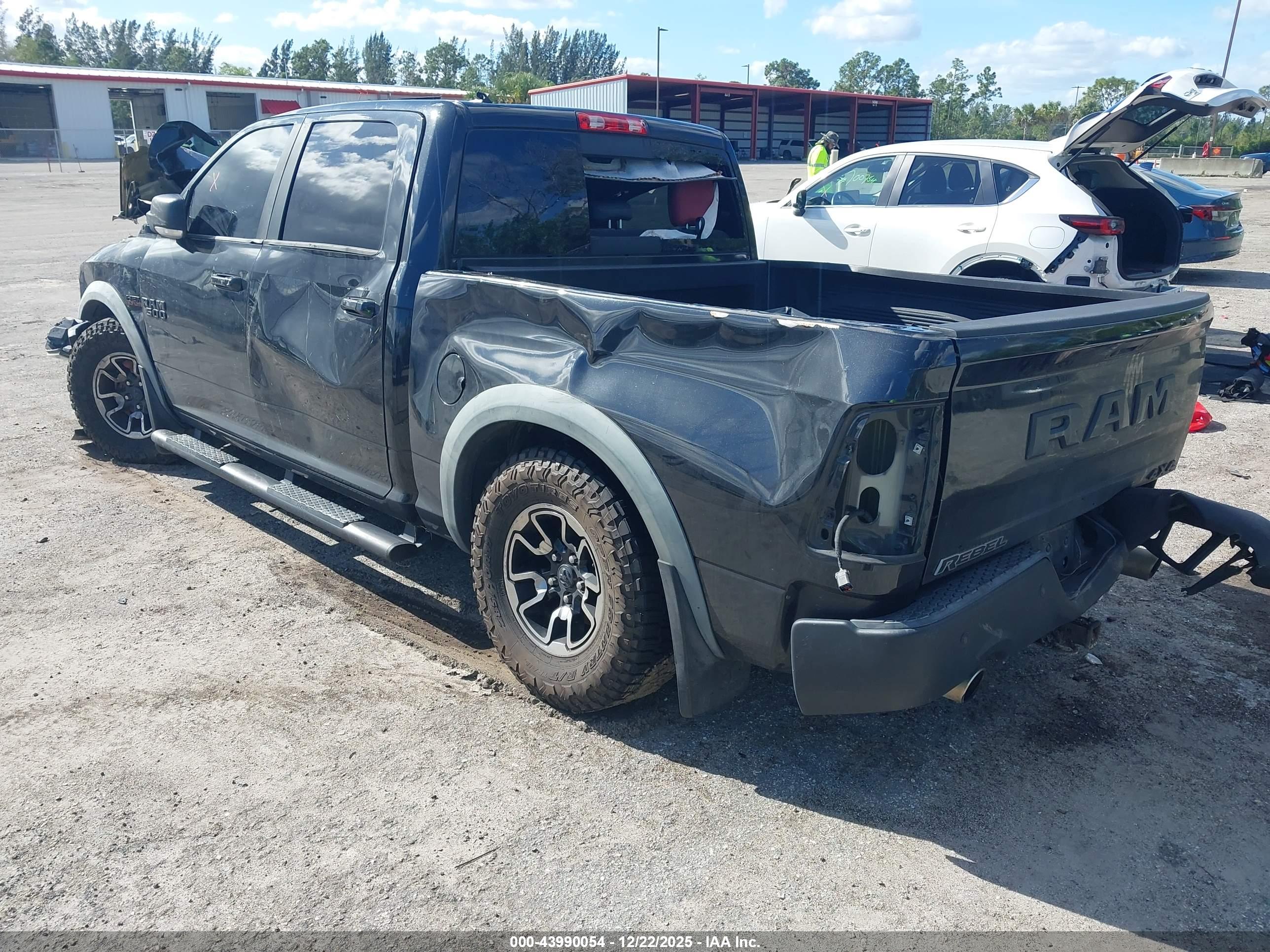 RAM 1500 image 3