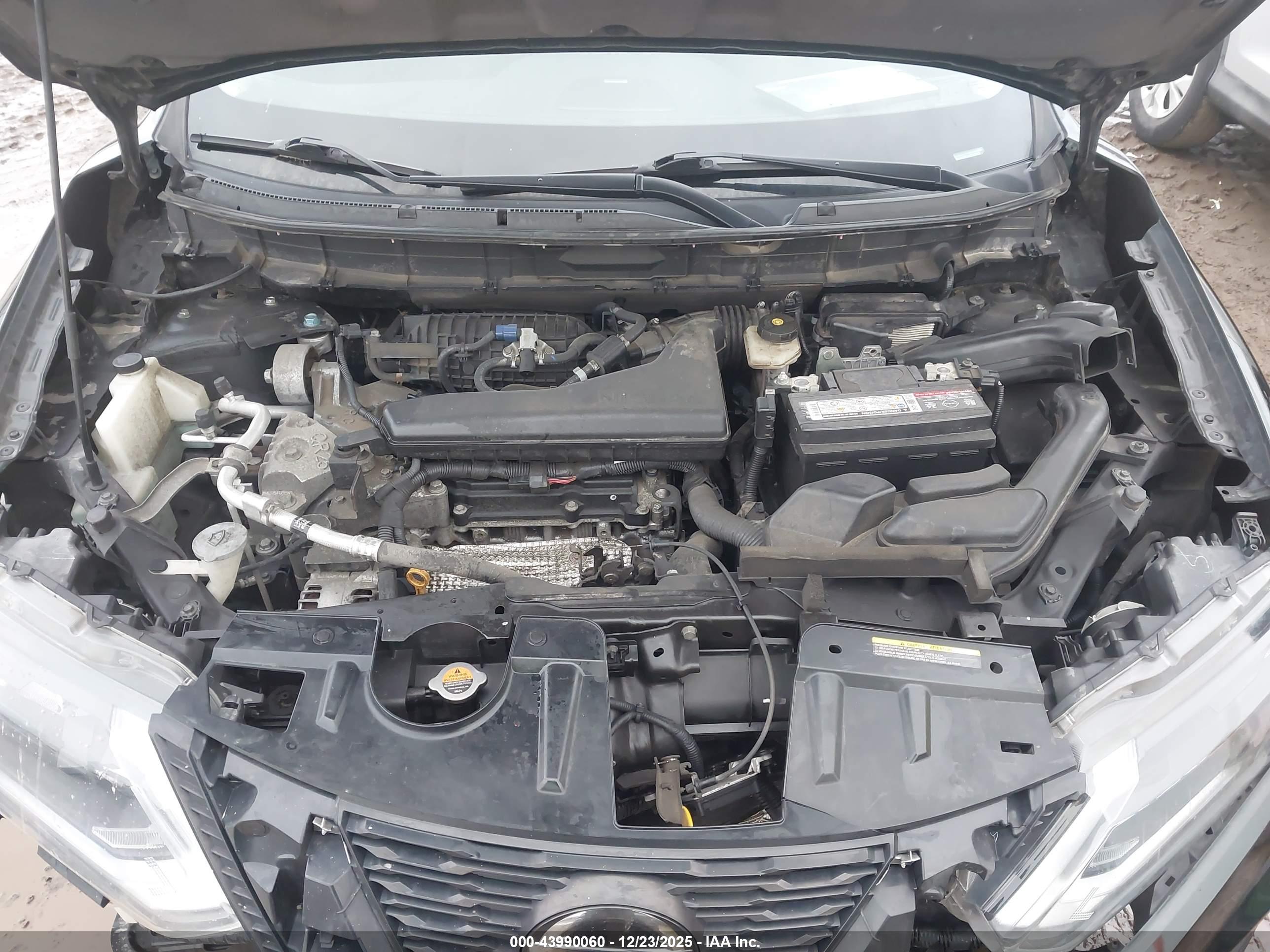 NISSAN ROGUE image 10