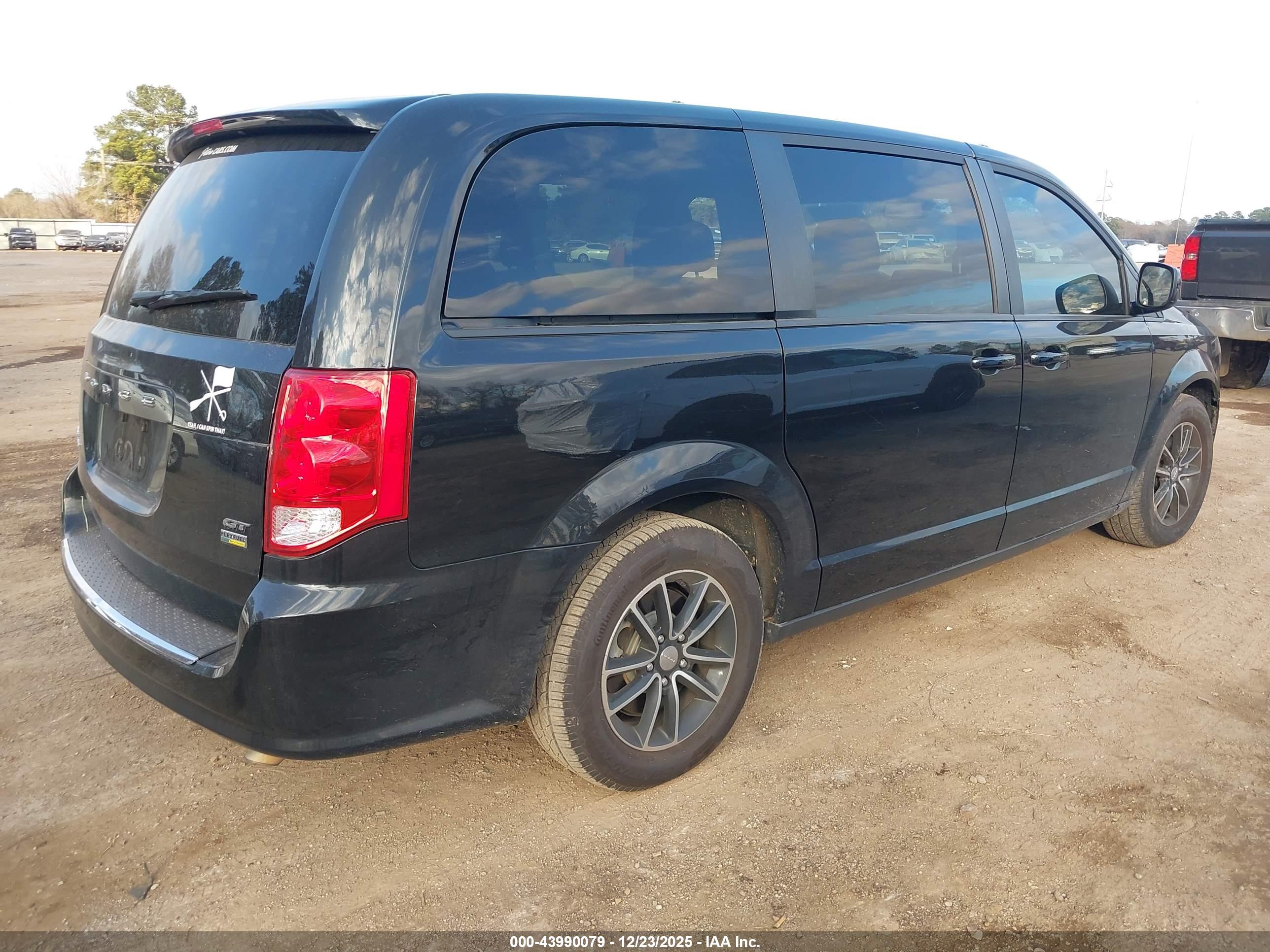 DODGE GRAND image 4