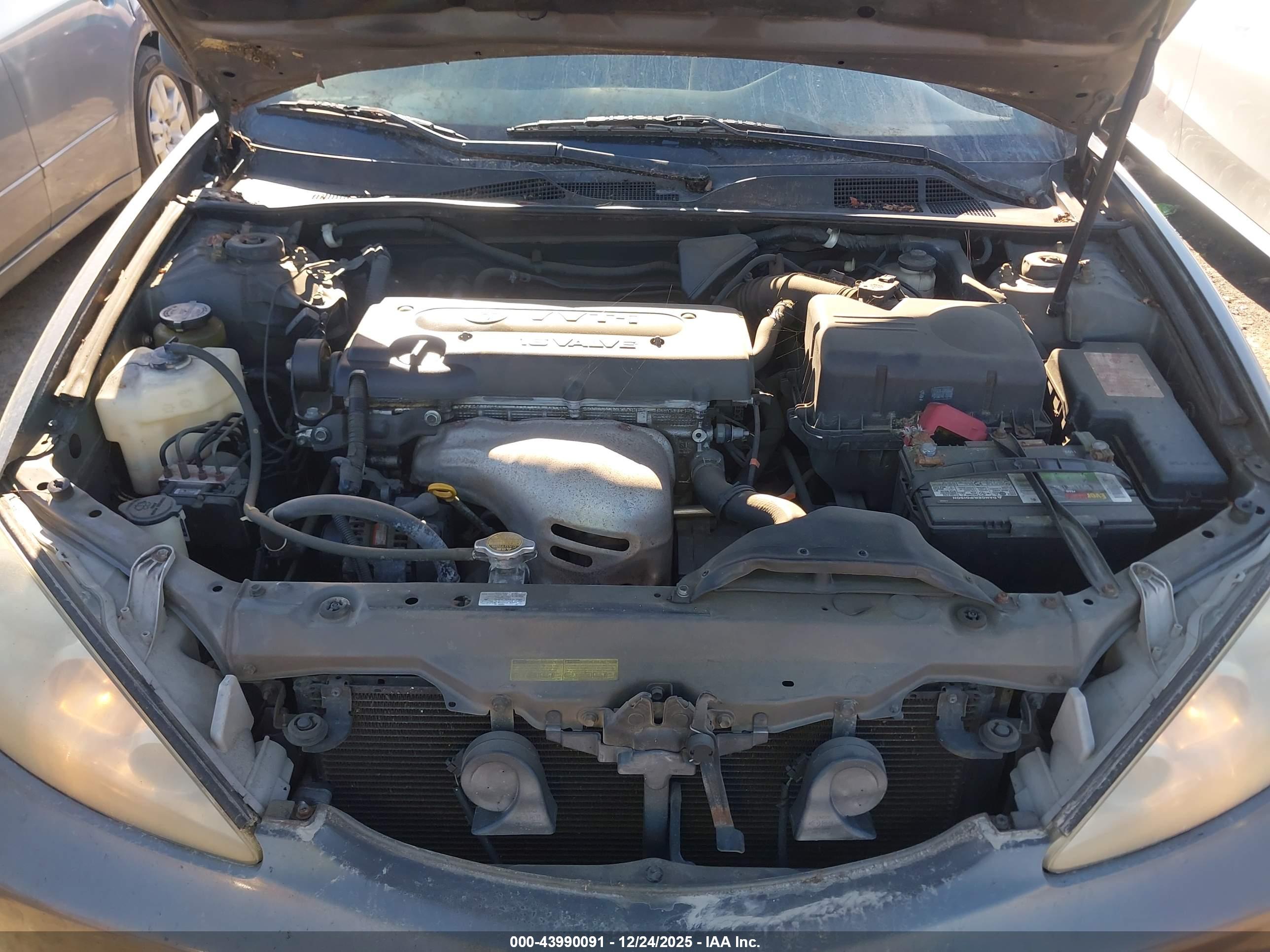 TOYOTA CAMRY image 10