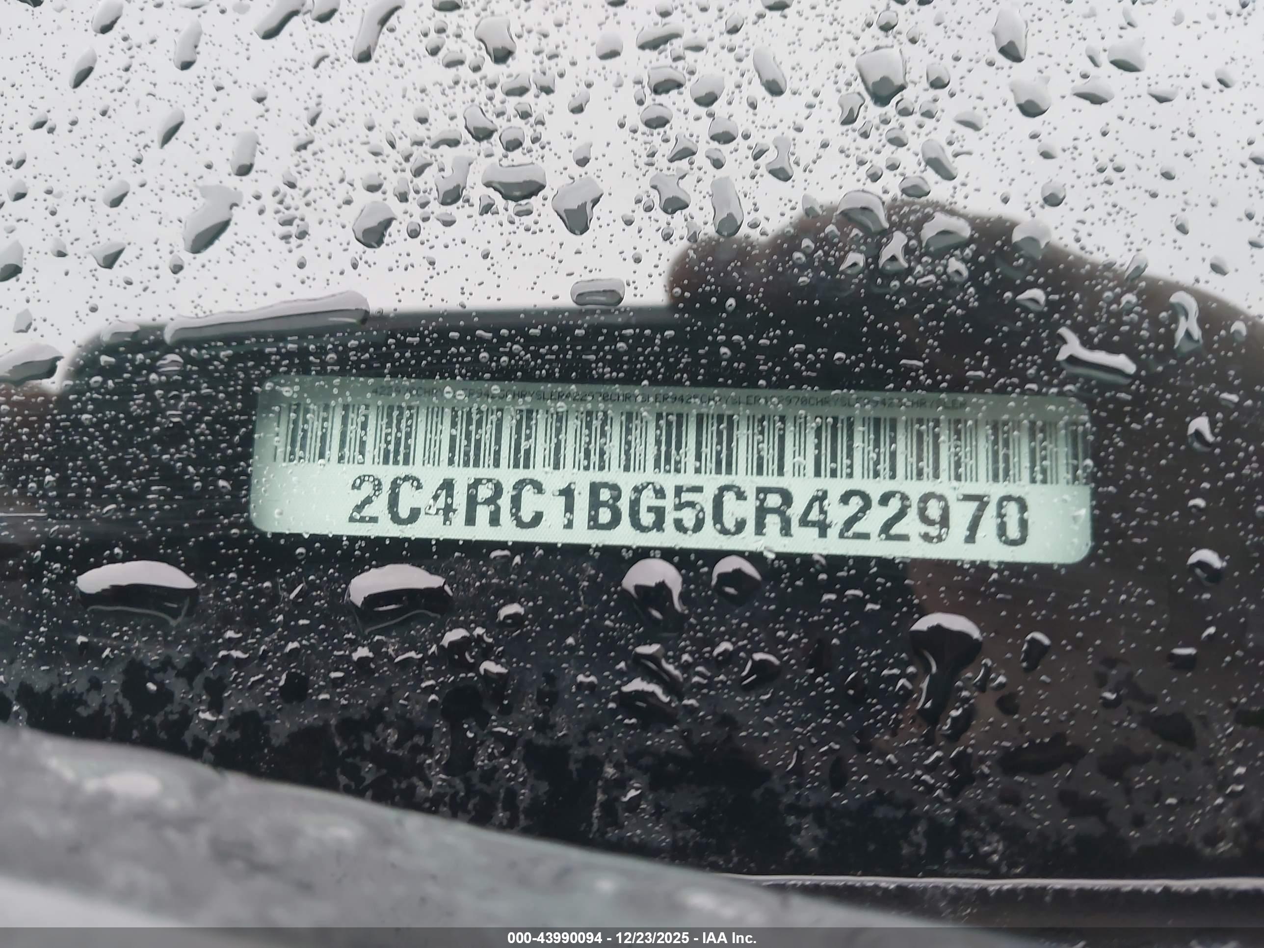 CHRYSLER TOWN image 9
