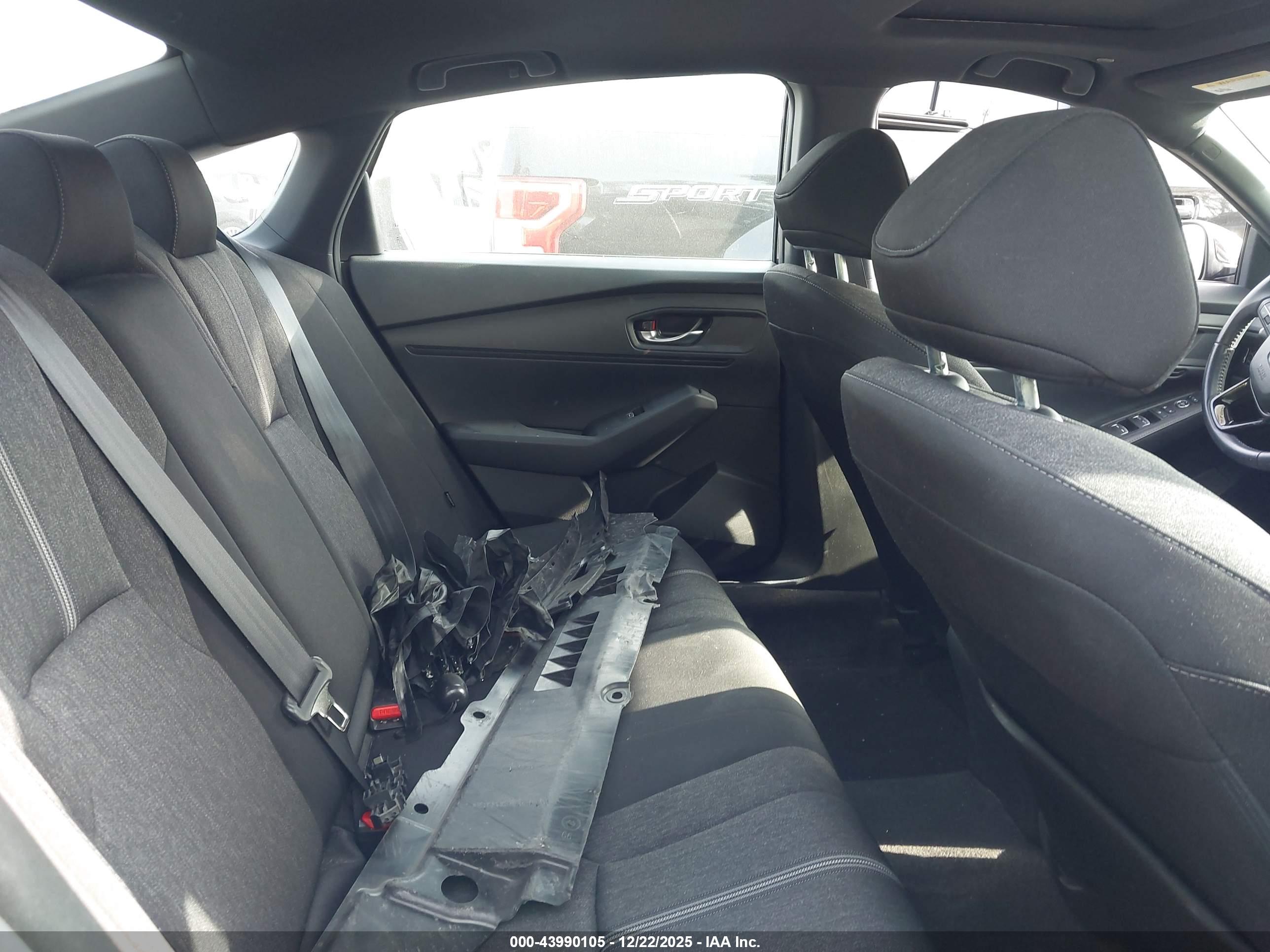 HONDA ACCORD image 8
