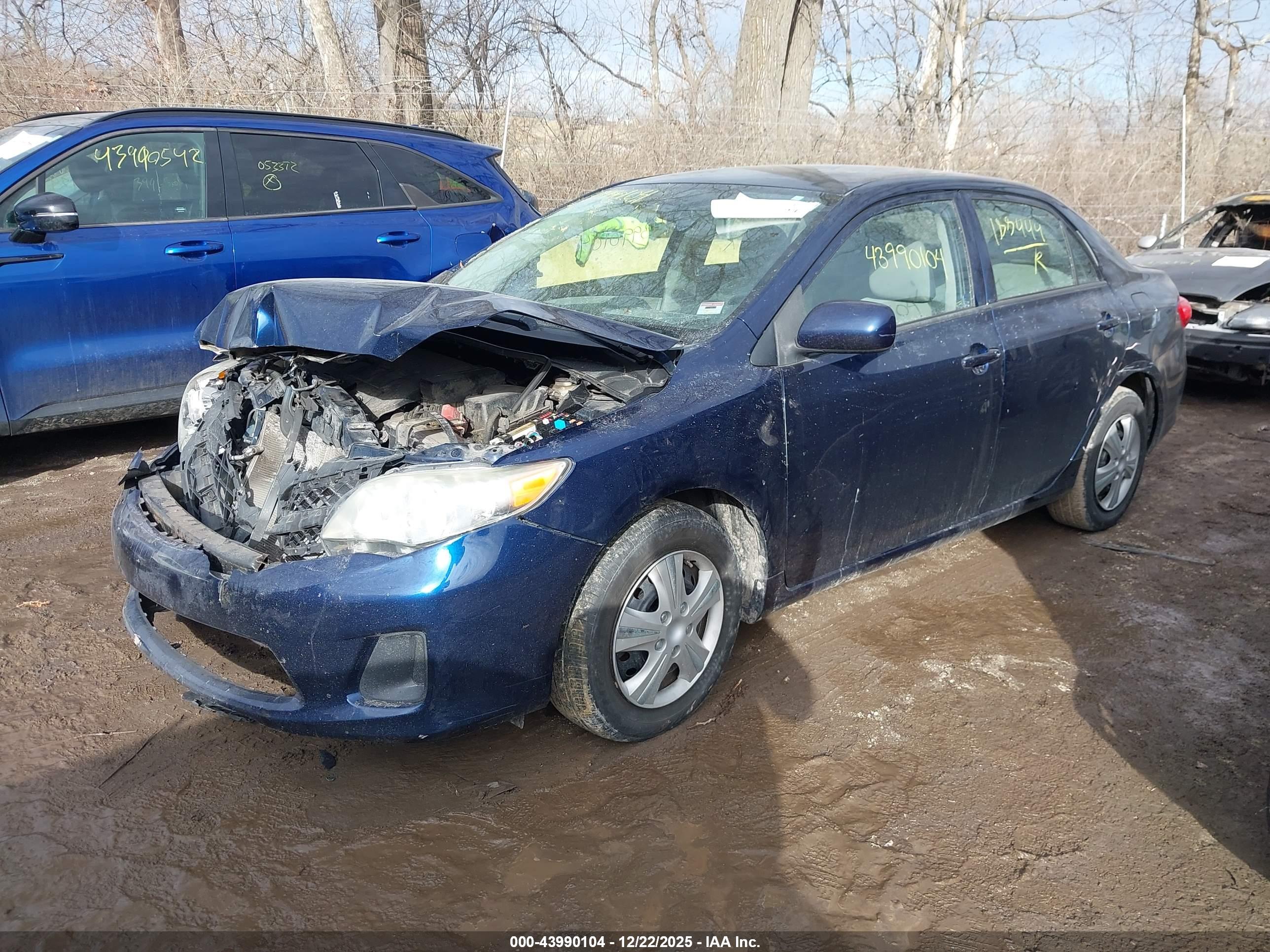 TOYOTA COROLLA image 2