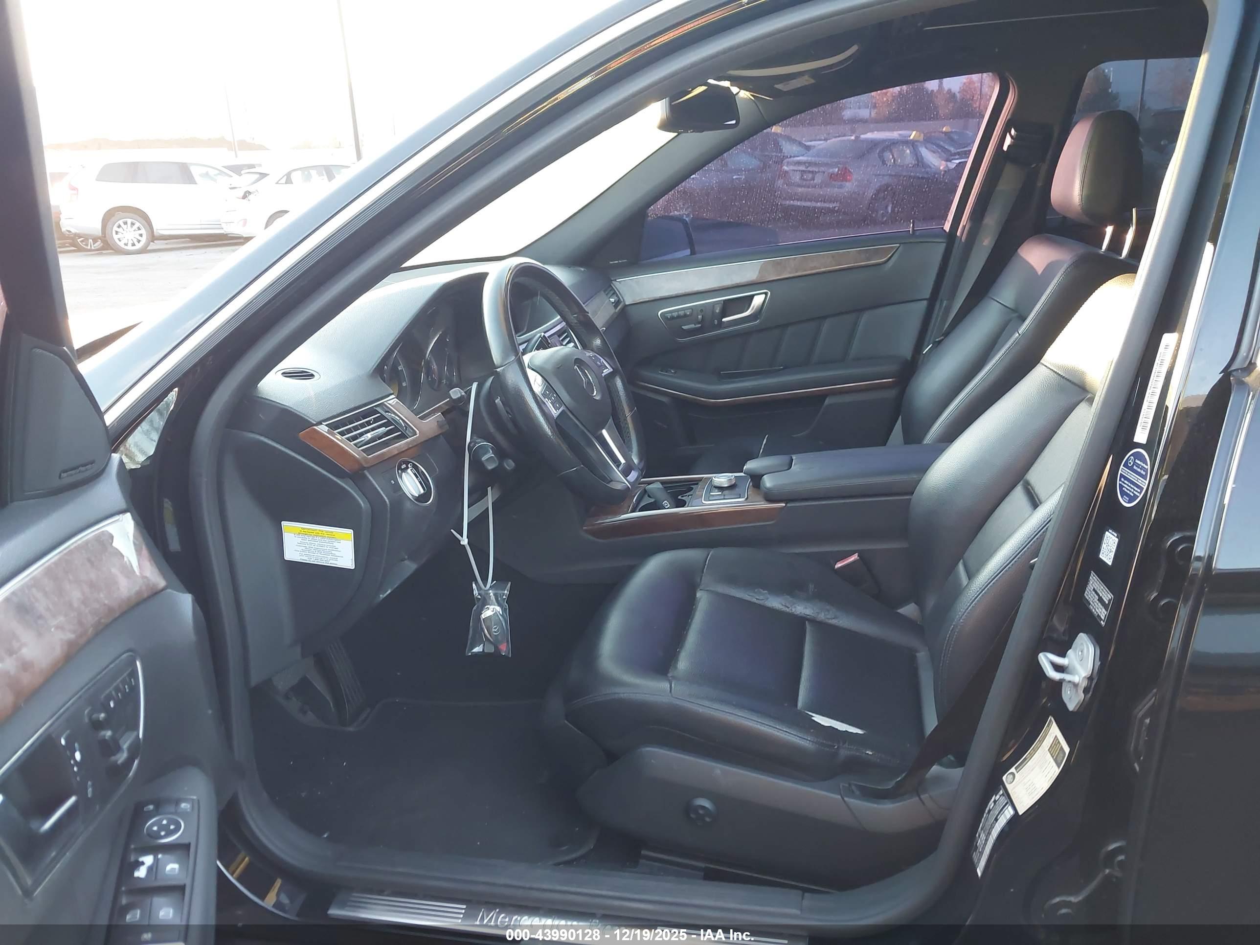 MERCEDES-BENZ E image 5