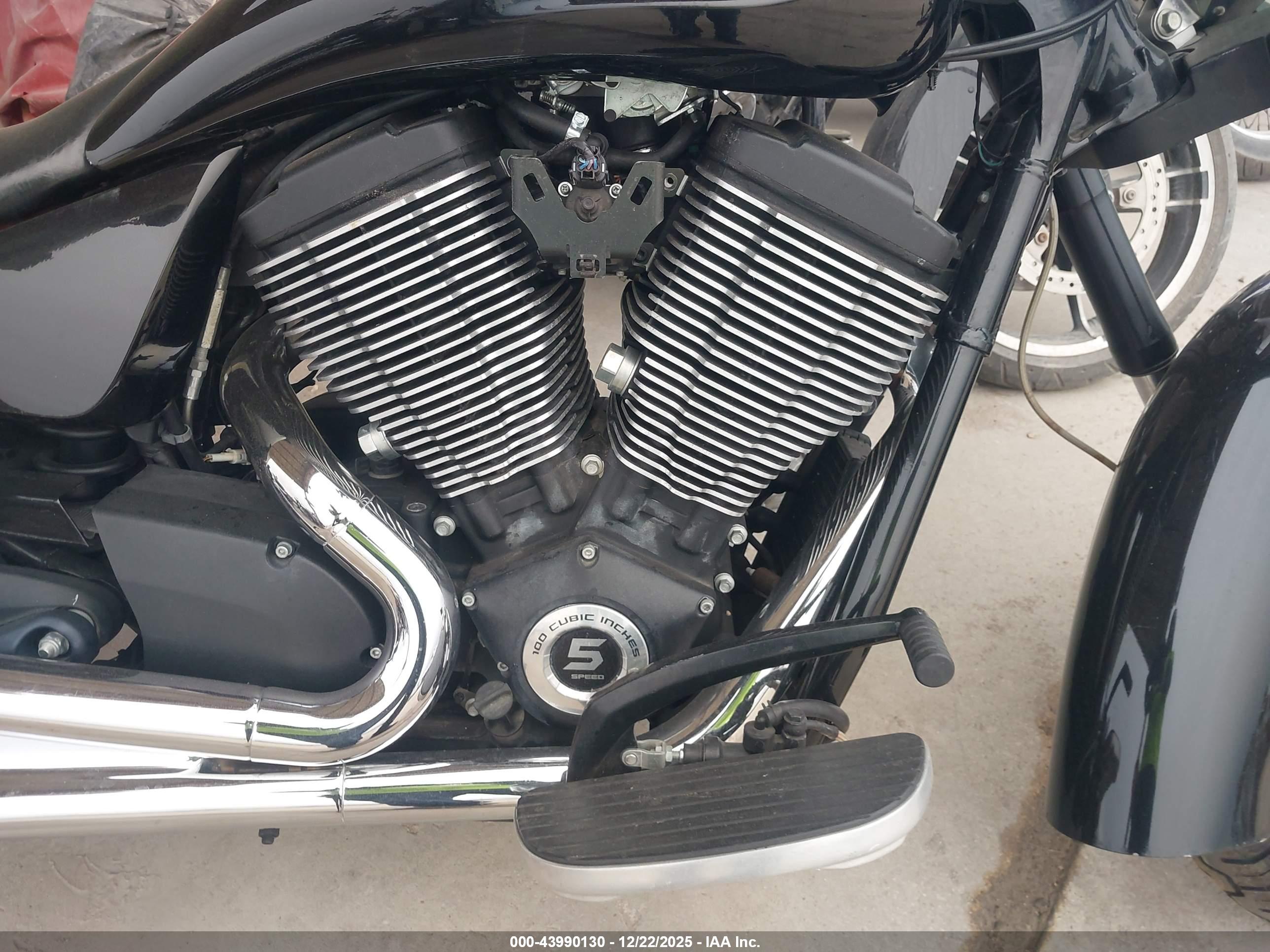 VICTORY MOTORCYCLES image 8