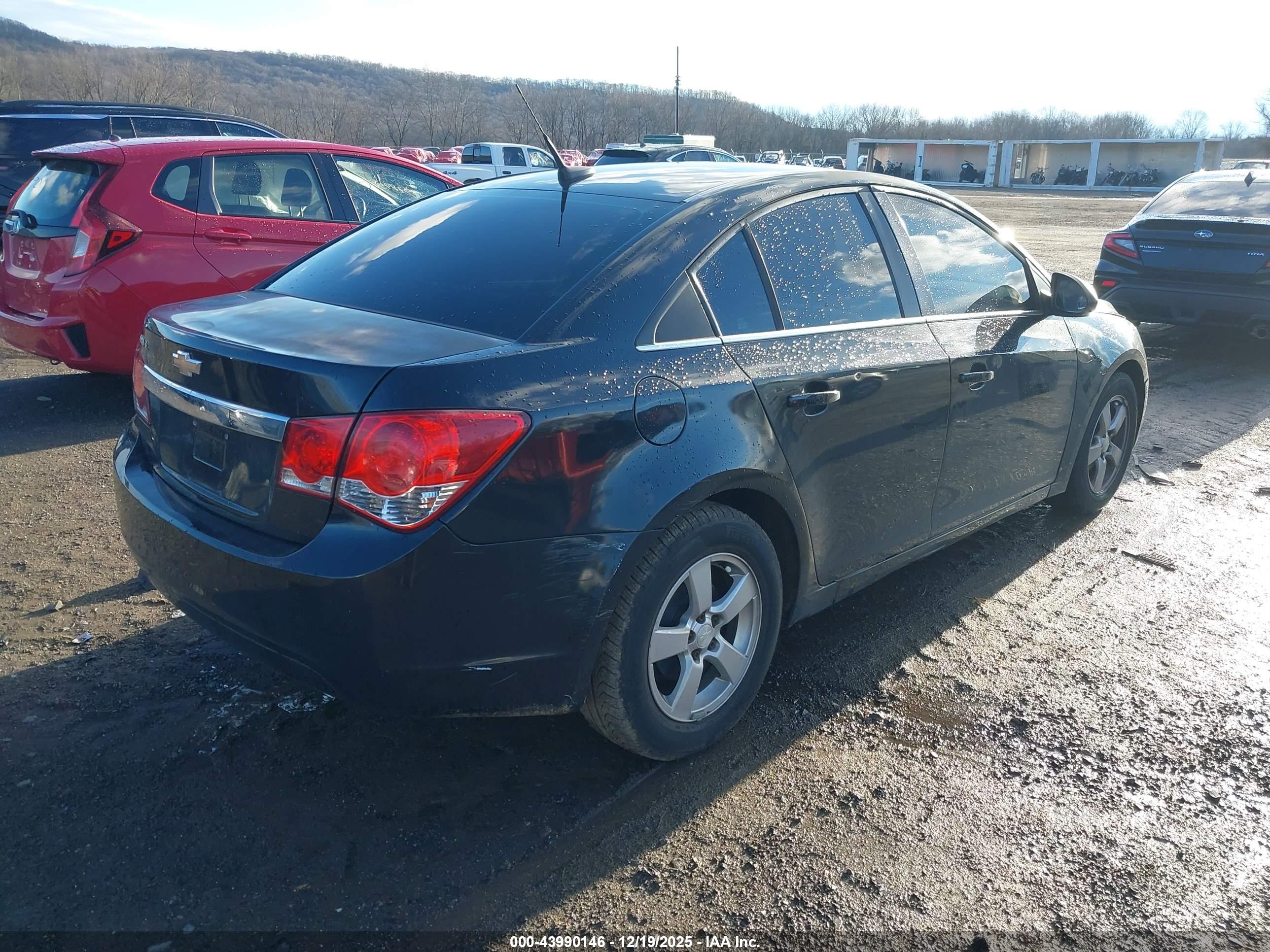 CHEVROLET CRUZE image 4