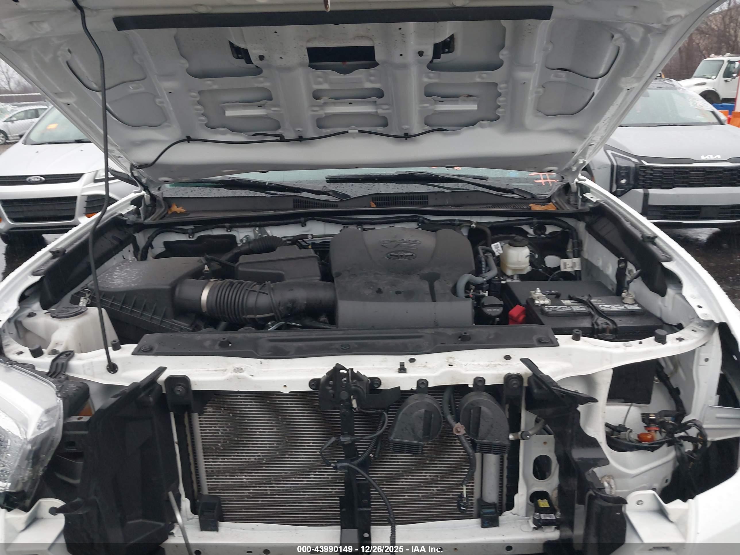 TOYOTA TACOMA image 10