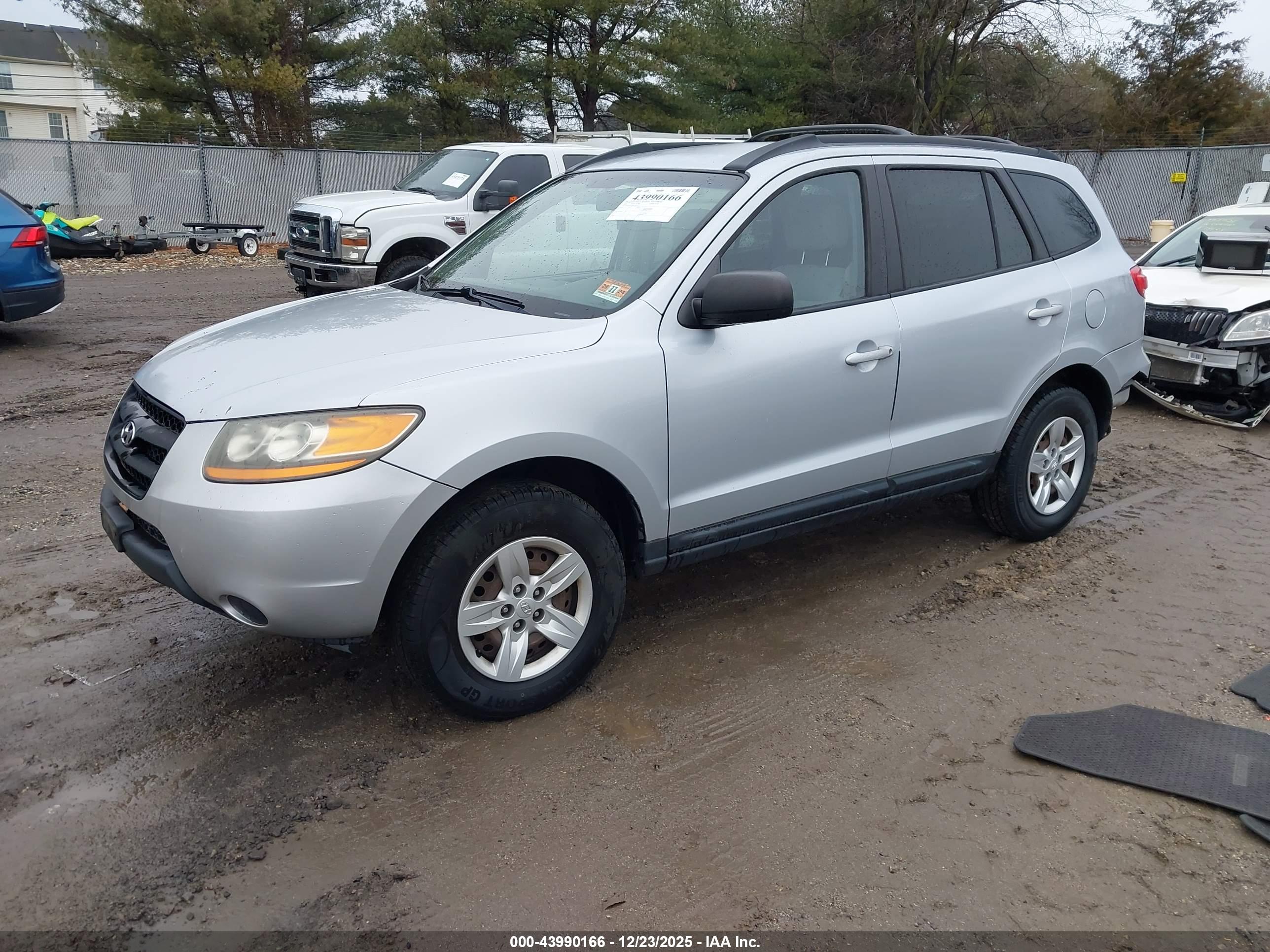 HYUNDAI SANTA image 2