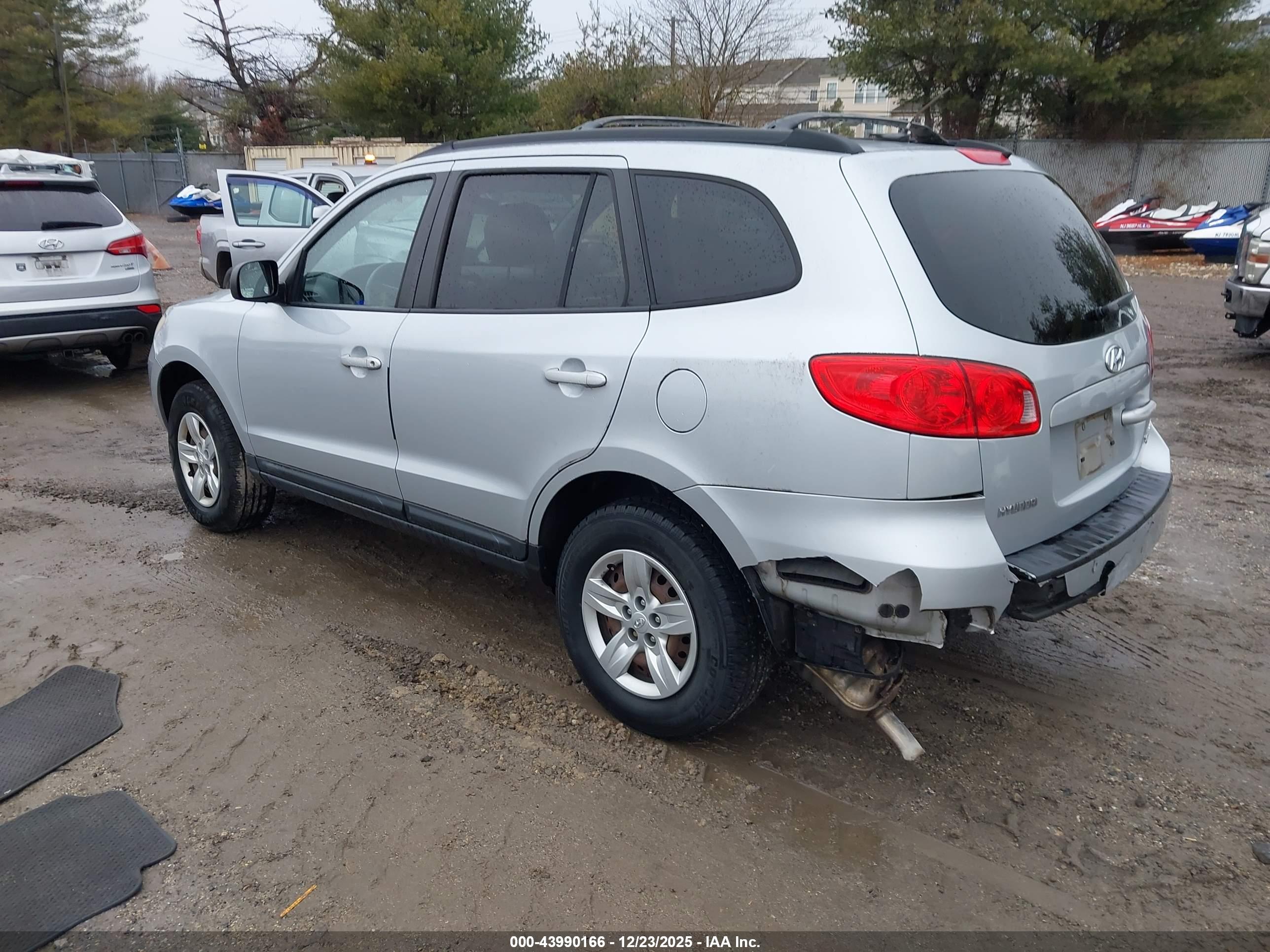 HYUNDAI SANTA image 3