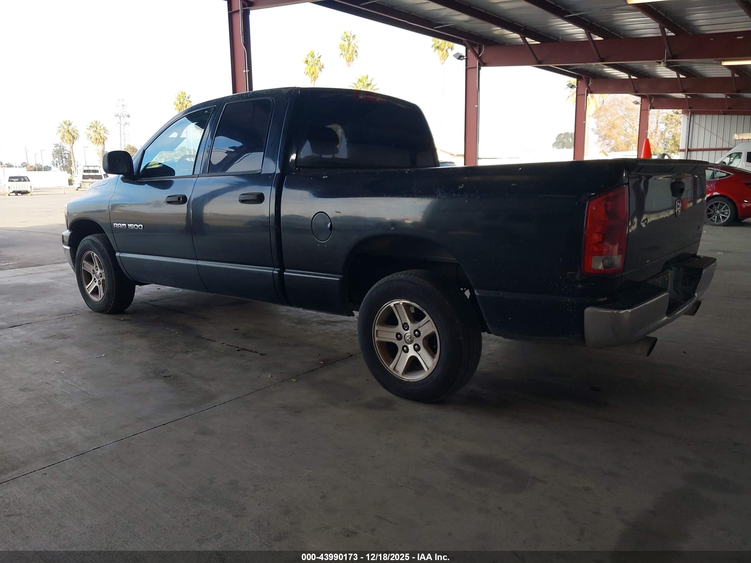 DODGE RAM image 3