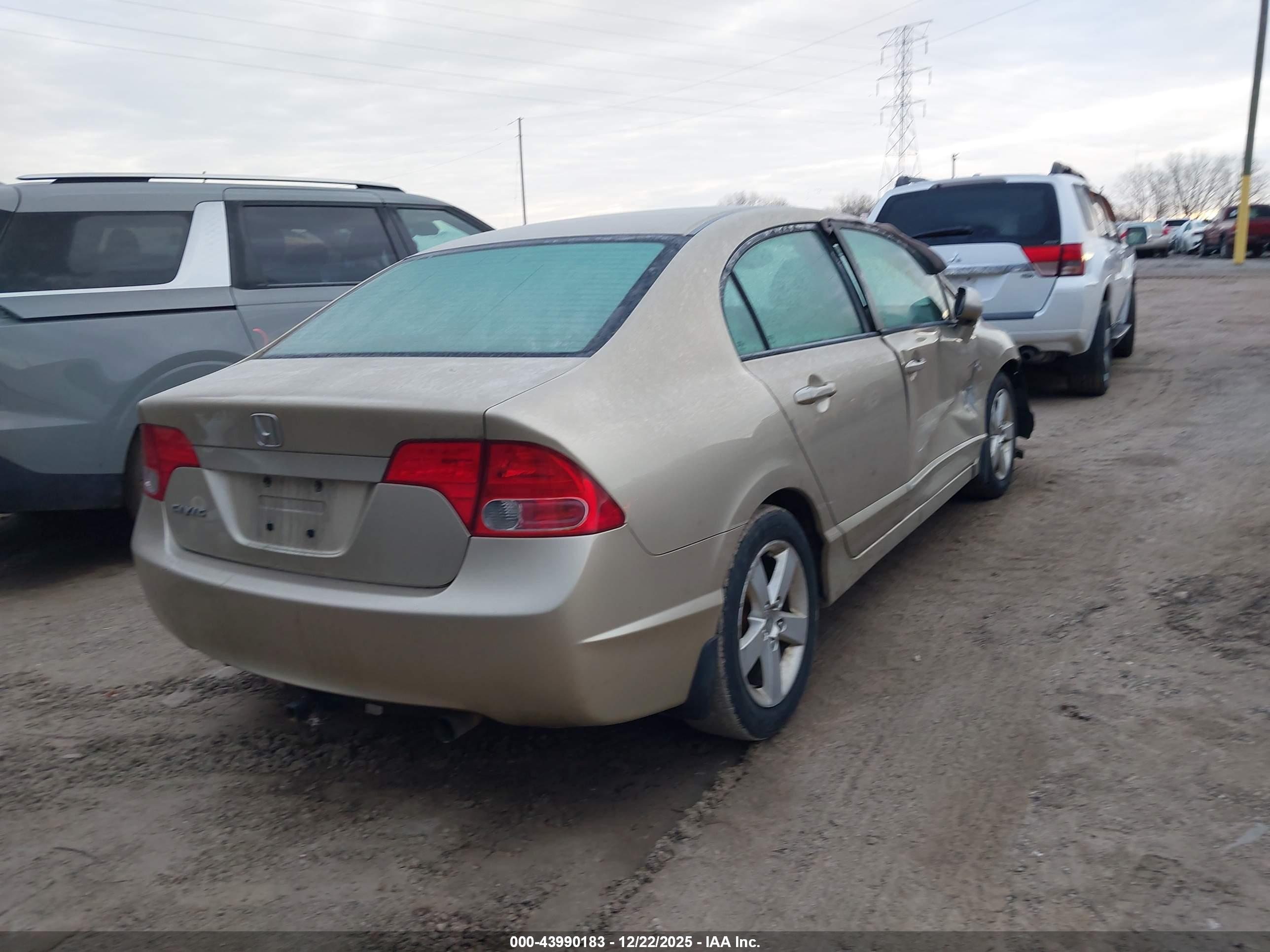 HONDA CIVIC image 4