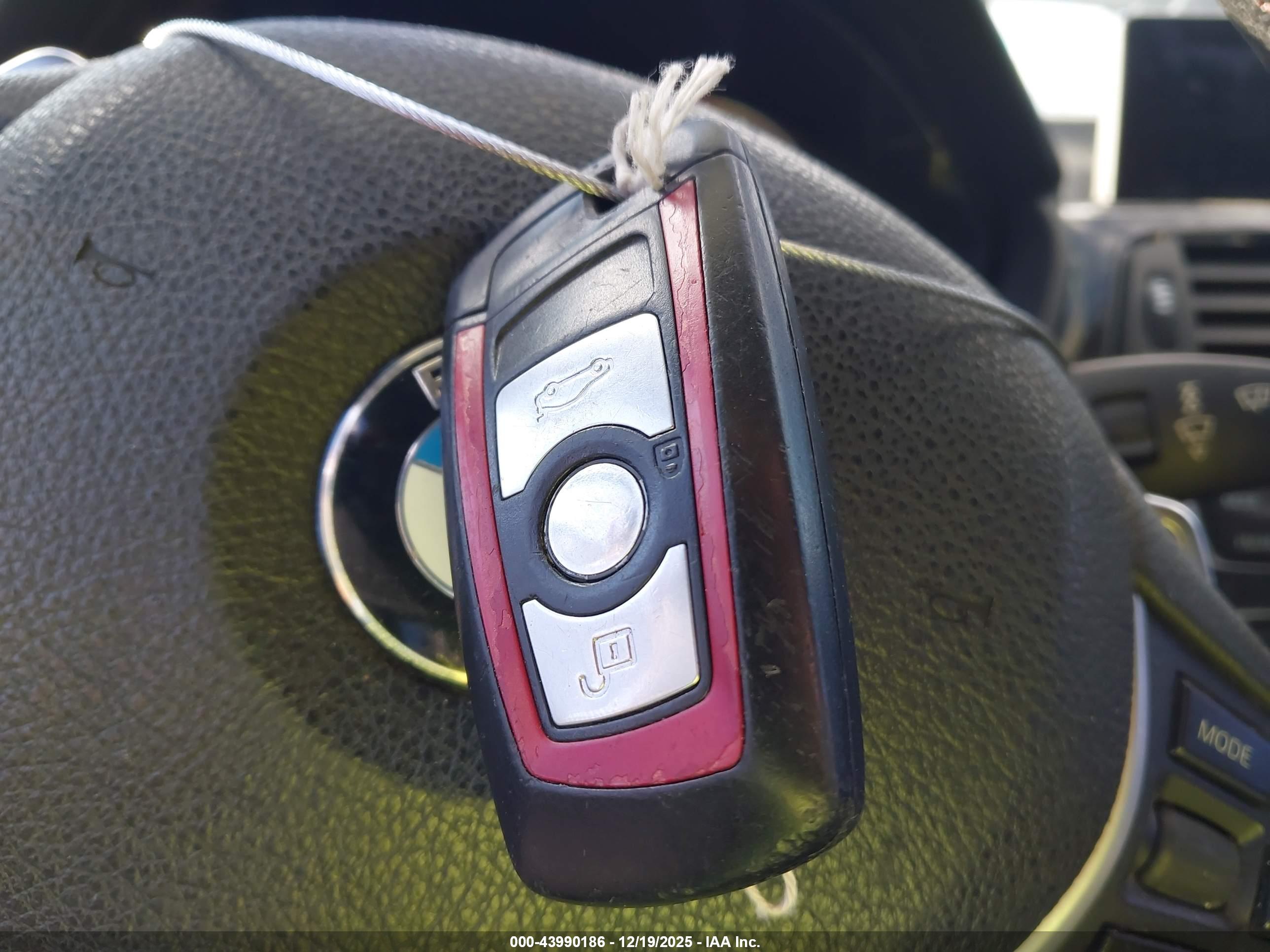BMW 328I image 11