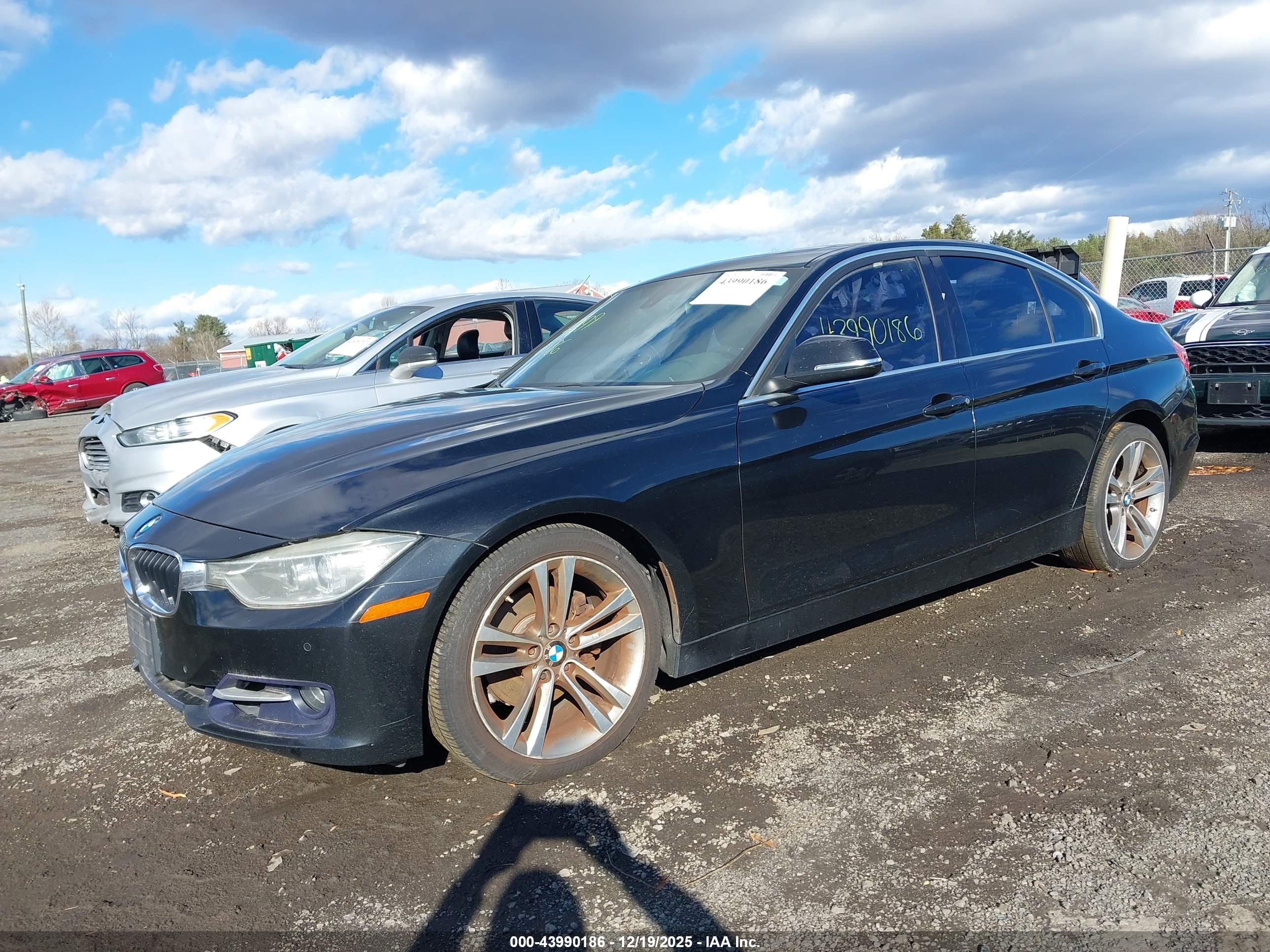 BMW 328I image 2