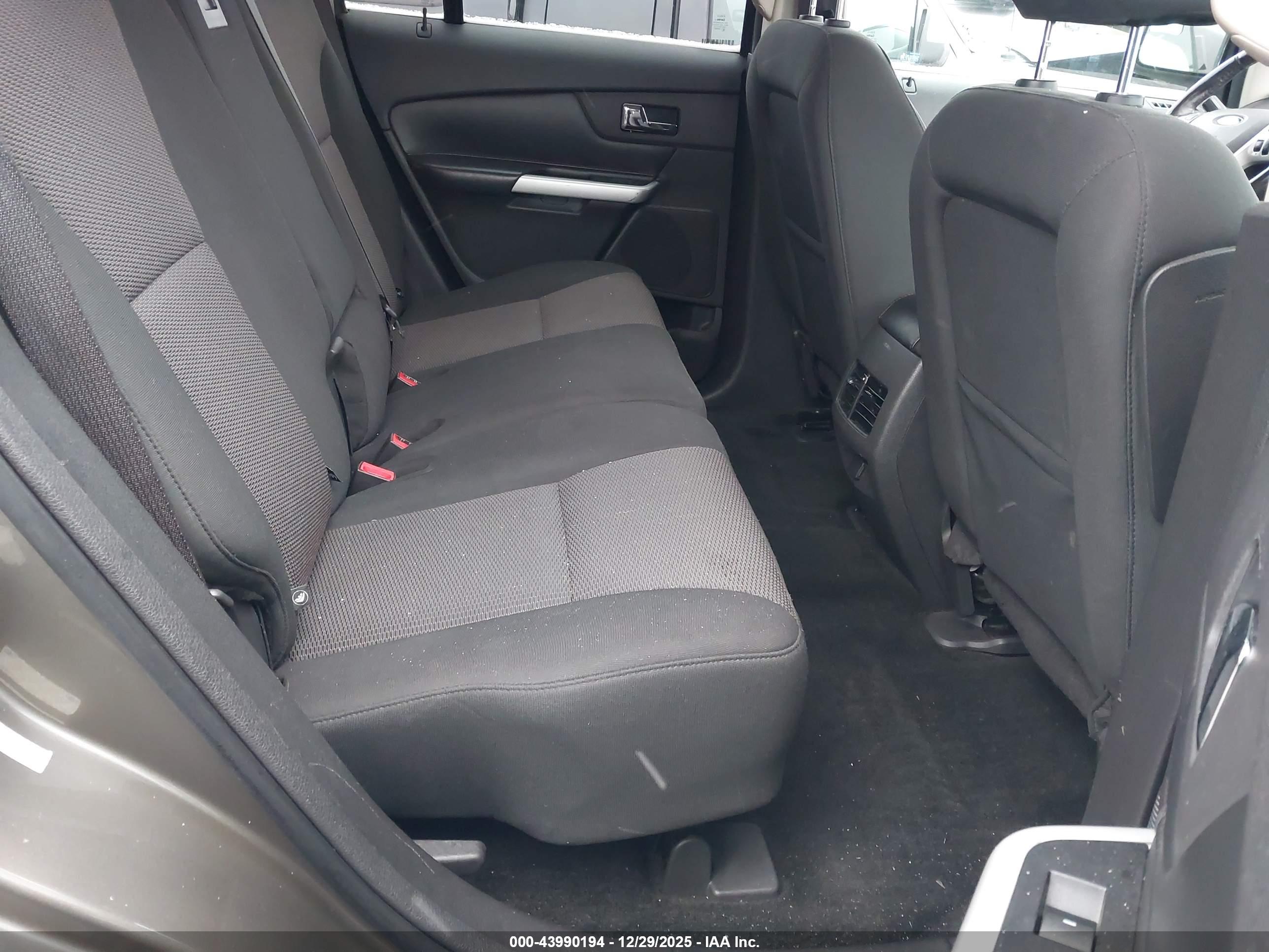 FORD EDGE image 8