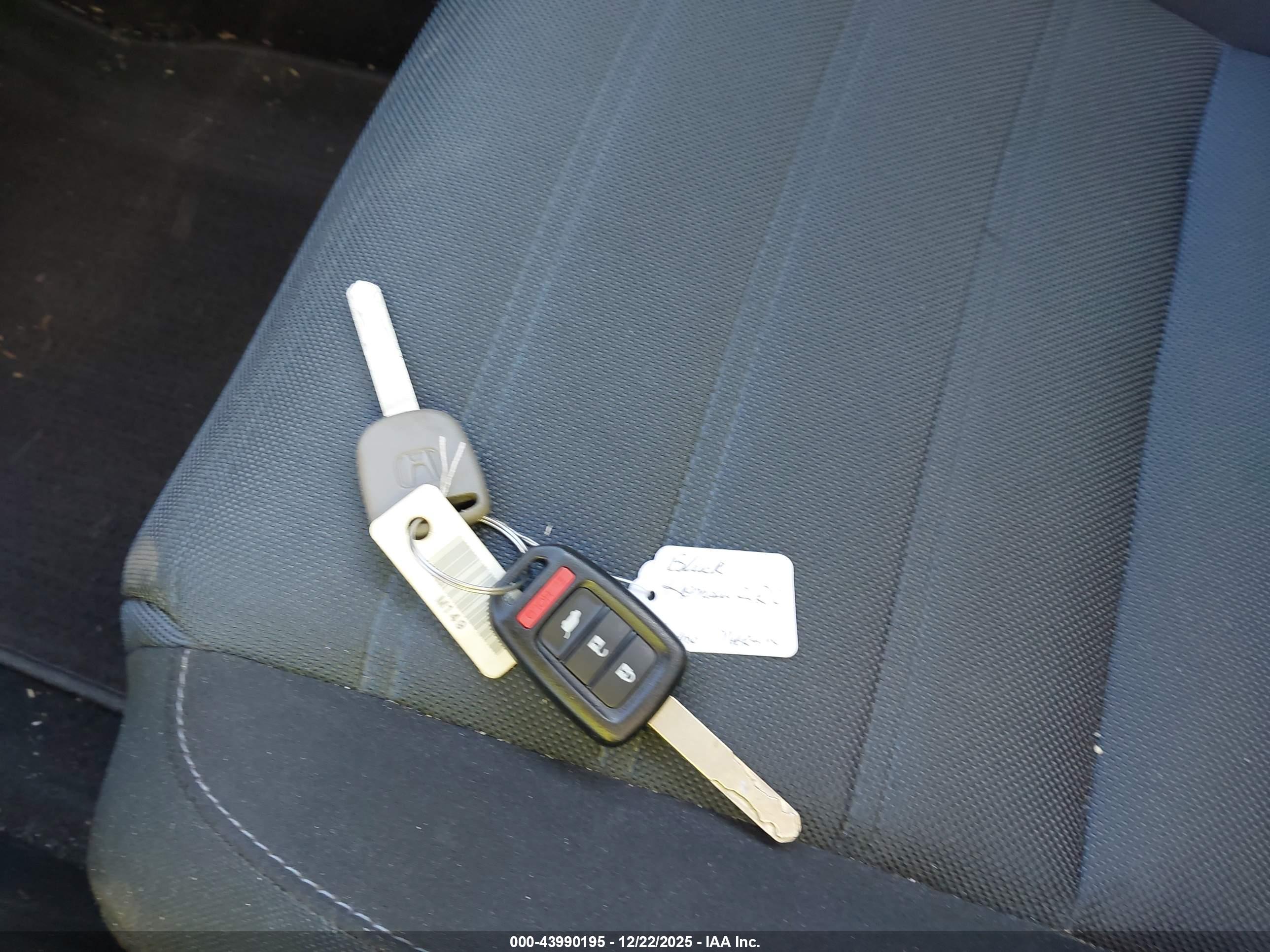HONDA CR-V image 11